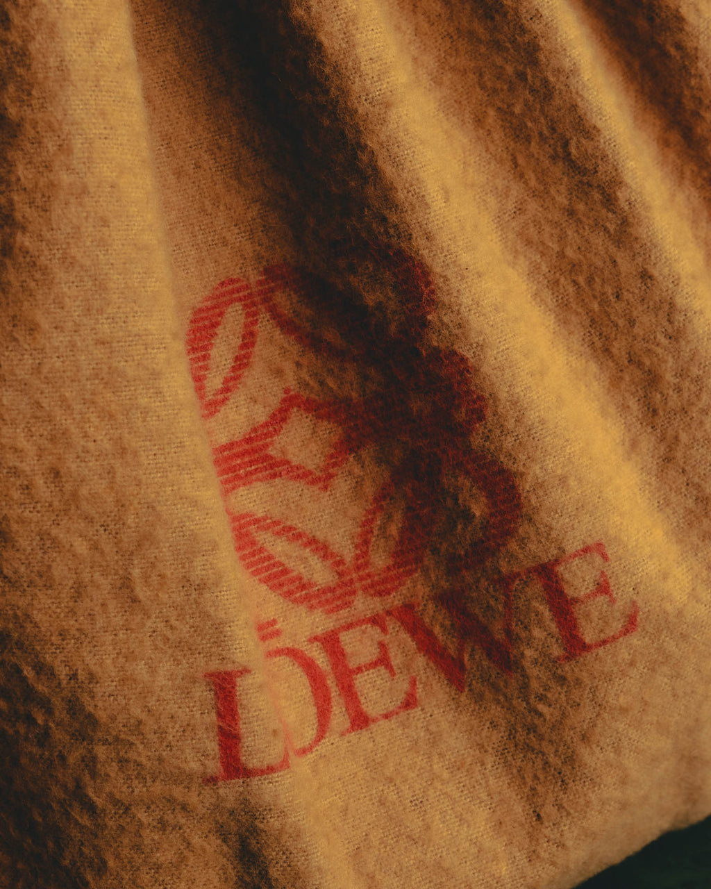 "LOEWE" 80s–00's logo embossed leather handbag