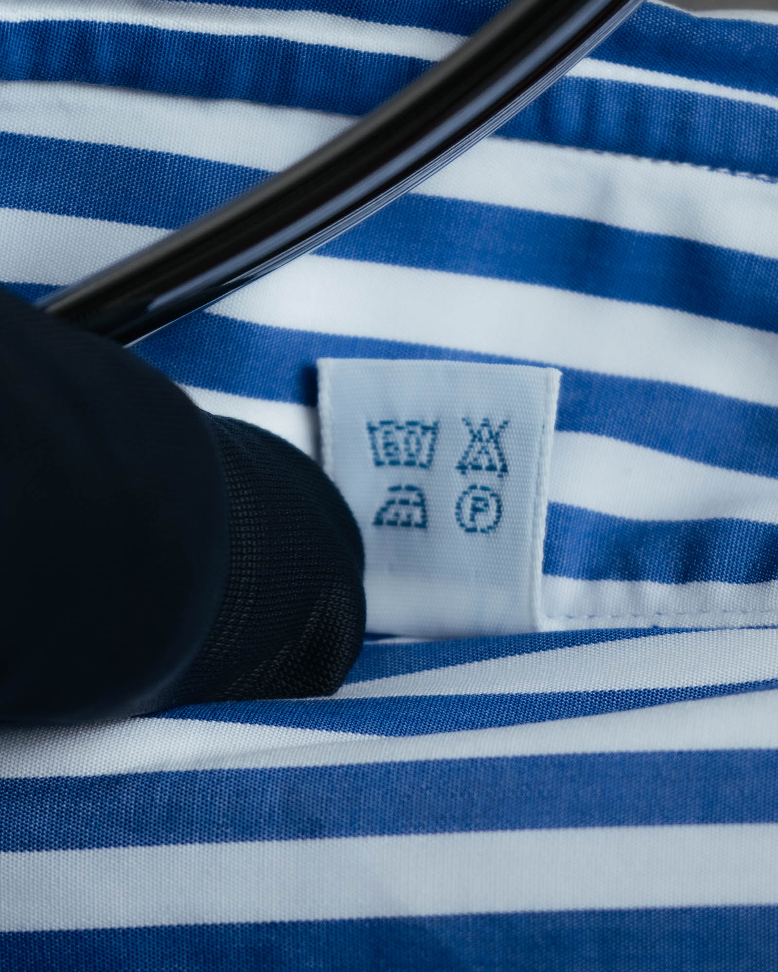 -MOOD MILLÉSIMES- 90’s-00’s vivid blue stripe wide-spread collar shirt