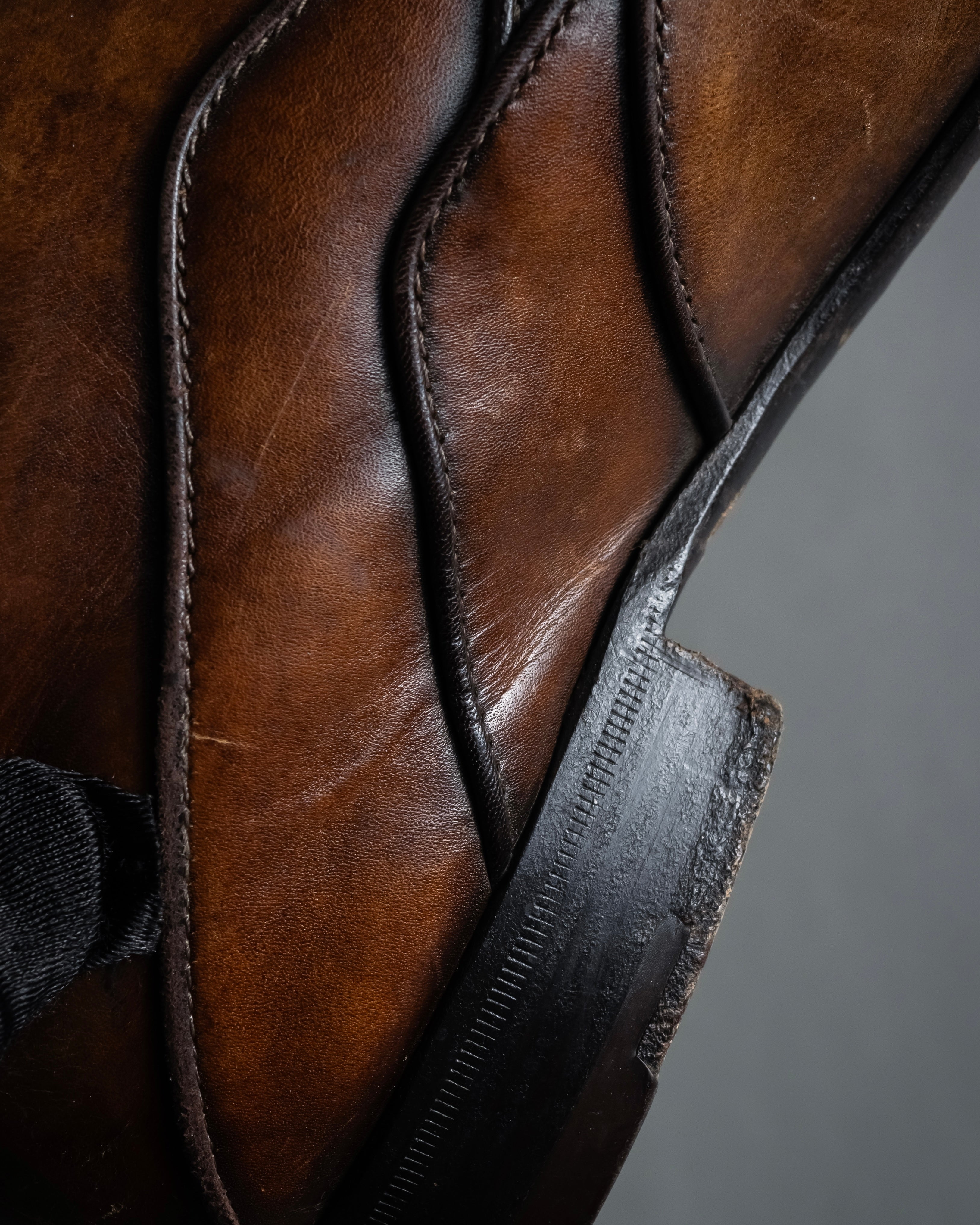 "LOUIS VUITTON" Layered panel design leather shoes