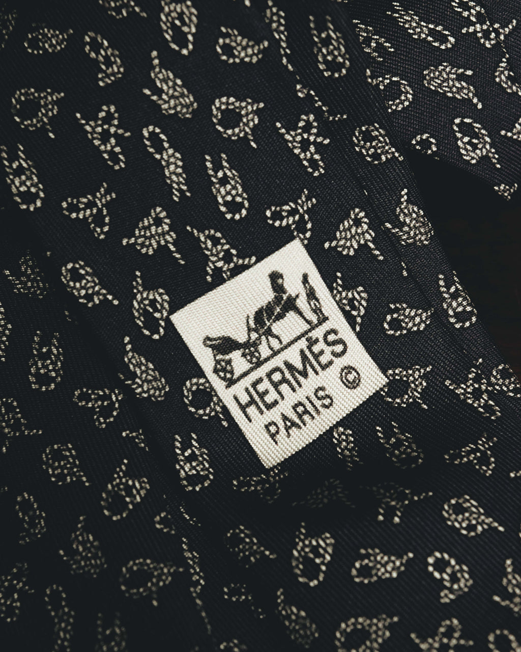 "Hermès" 80's-90's Classic jacquard silk necktie