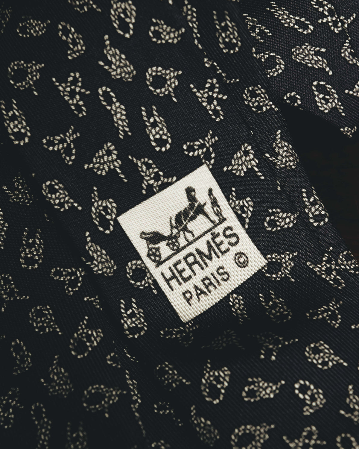 "Hermès" 80's-90's Classic jacquard silk necktie