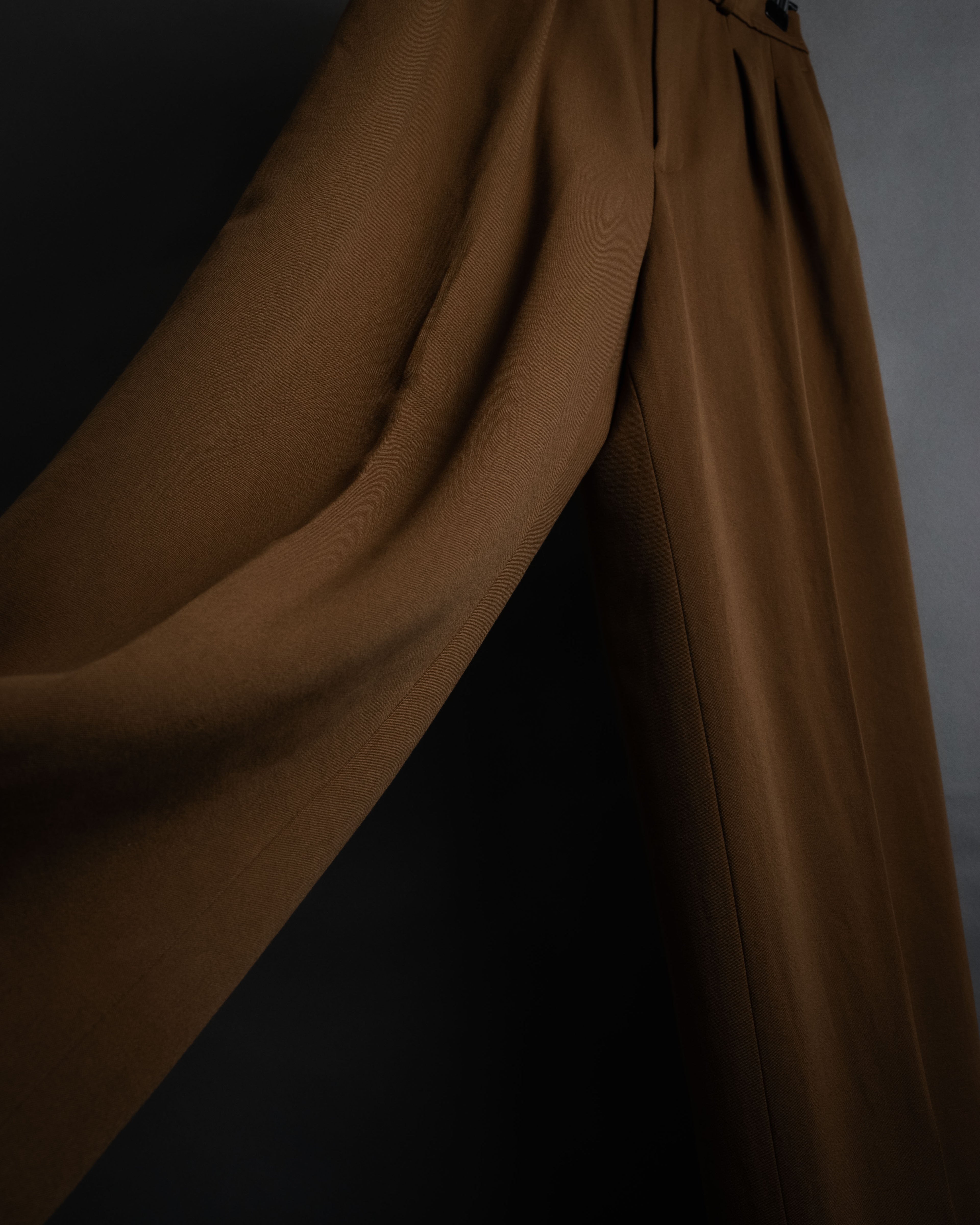 “YVES SAINT LAURENT” 90’s-00’s Two tuck wide trousers