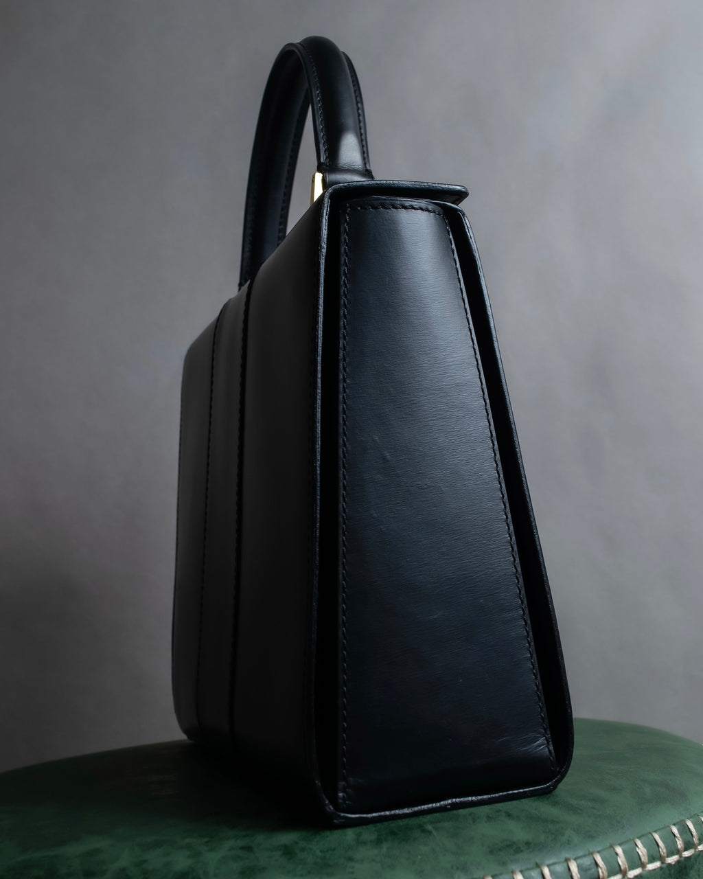 "CELINE" Ringlock design leather hand bag