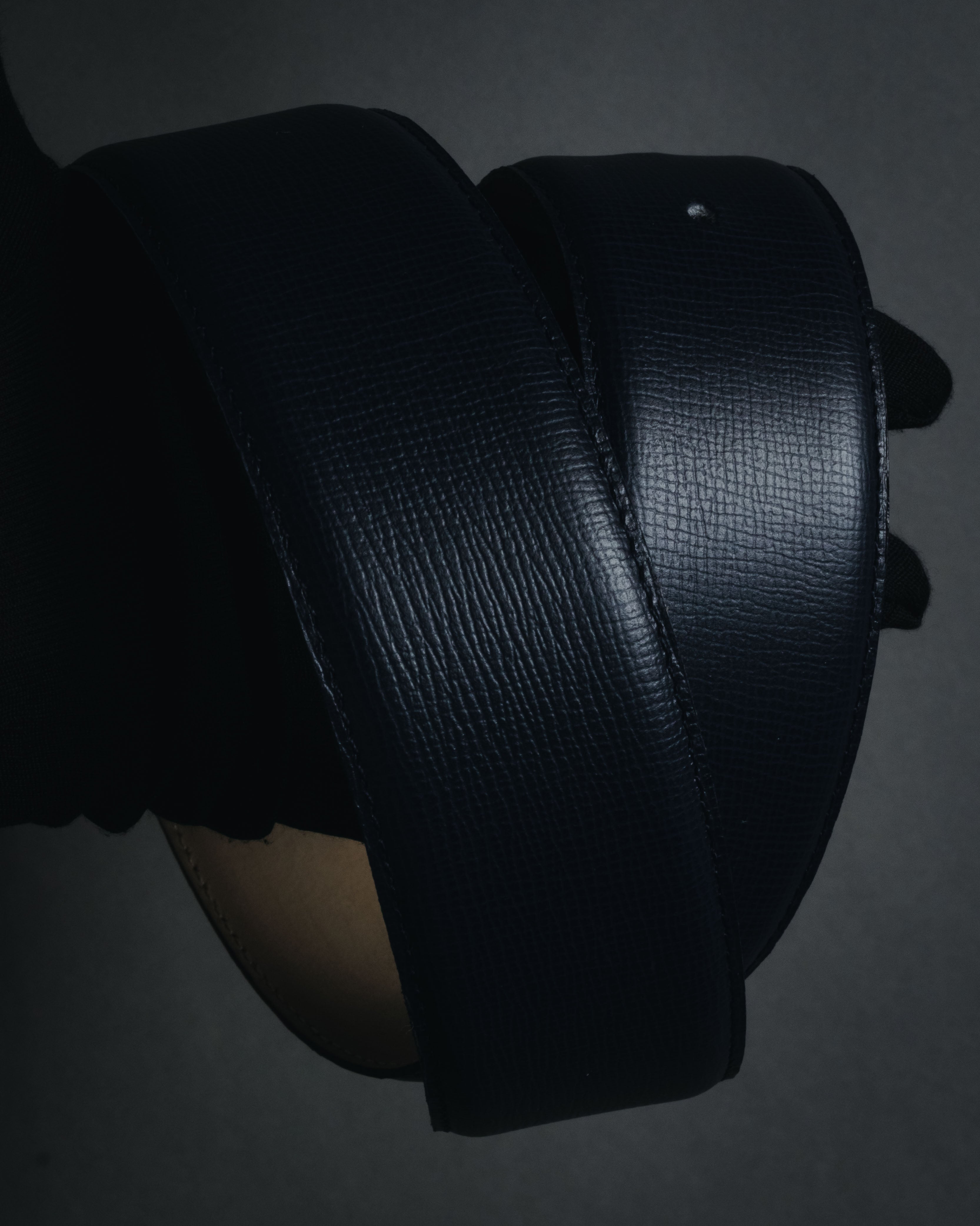 "Christian Dior" Oval logo buckle structured leather belt