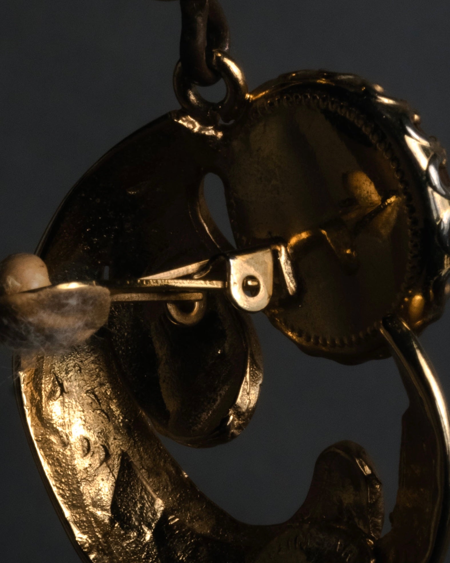 “GIANFRANCO FERRE“ 80’s-90’s Sculptural amber drop earrings