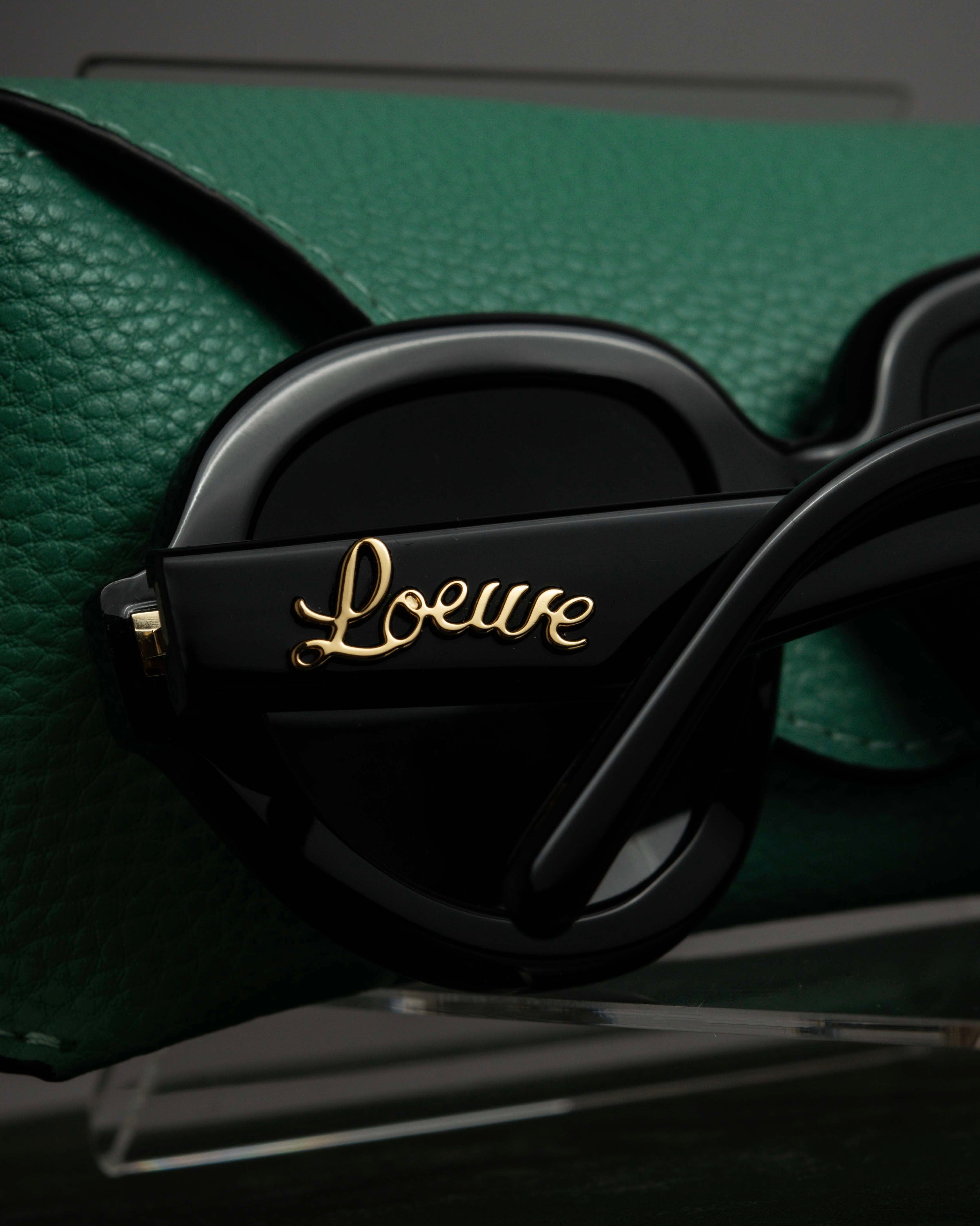 LOEWE (ロエベ) - オーバルフレーム サングラス - ブラック - 厚リム