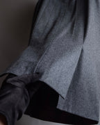 "CHANEL" 90's Gold button design straight line skirt