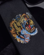 "GUCCI" Michele period tiger embroidery silk necktie