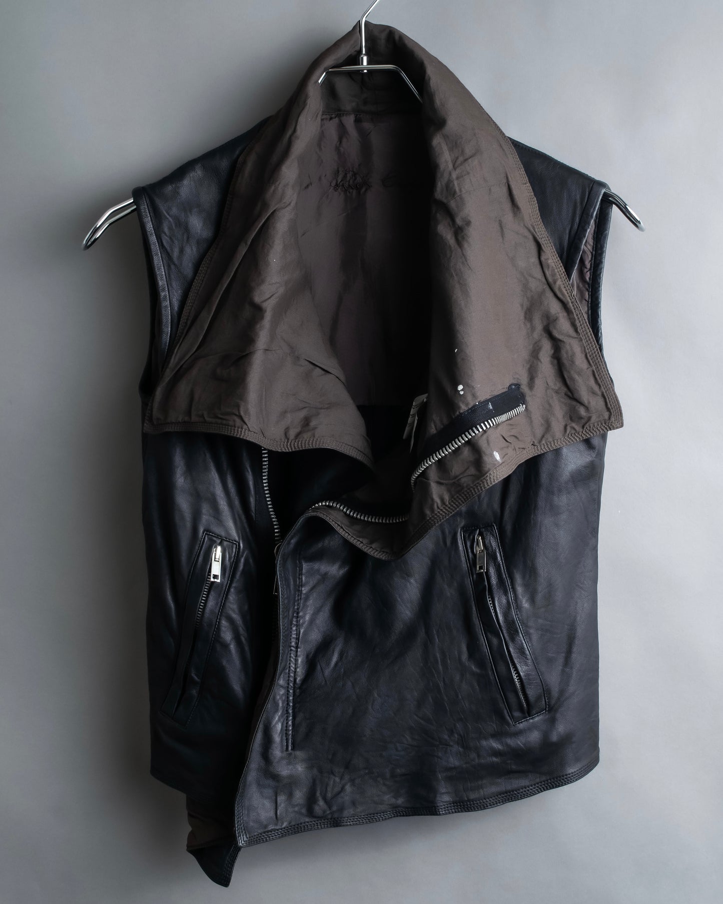 "Rick Owens" 100% lamb leather high neck sleeveless jacket