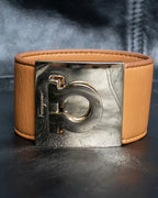 "Ferragamo" Gancini motif leather bangle