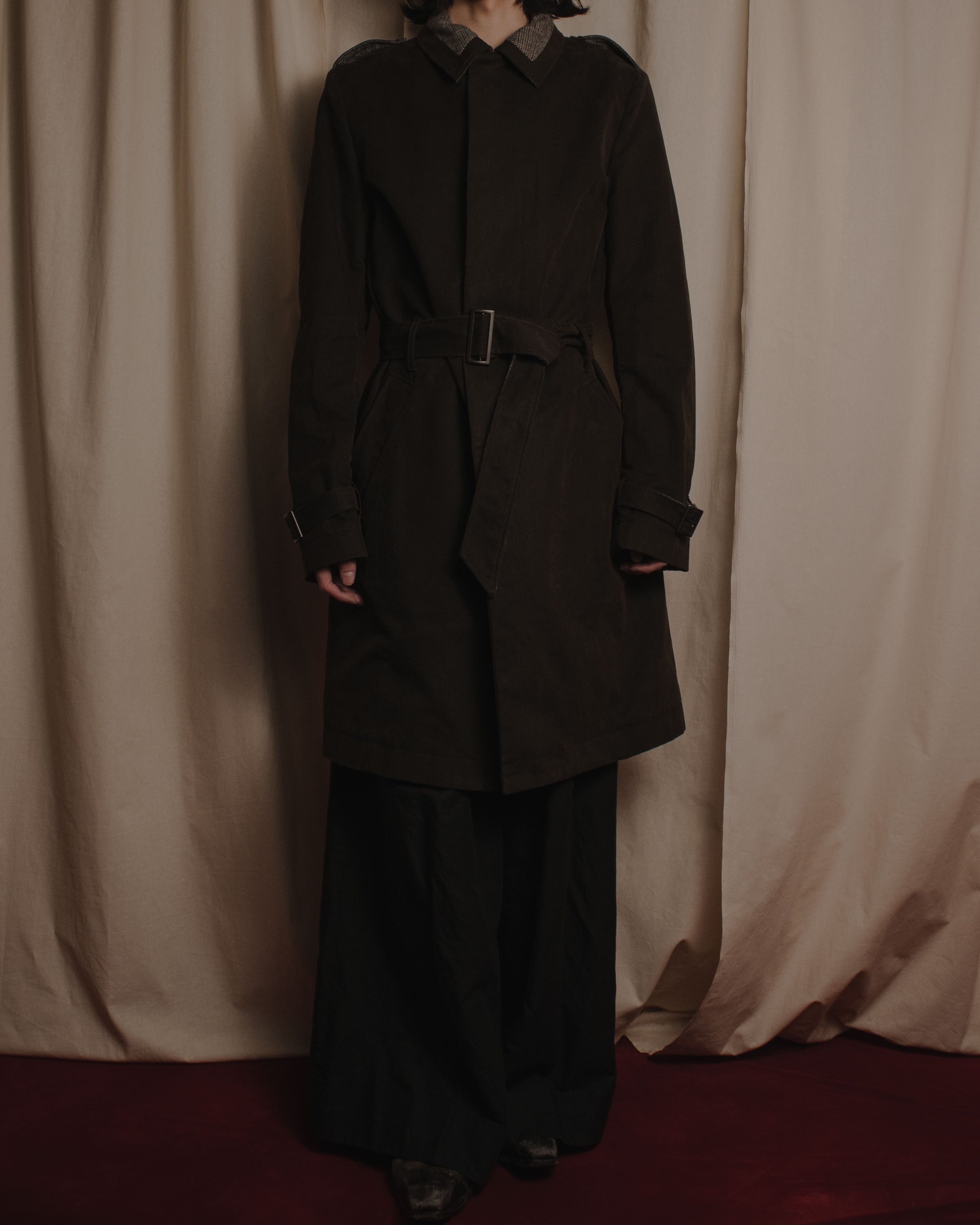 "DOLCE & GABBANA" 00’s resin coated patch detail belted coat