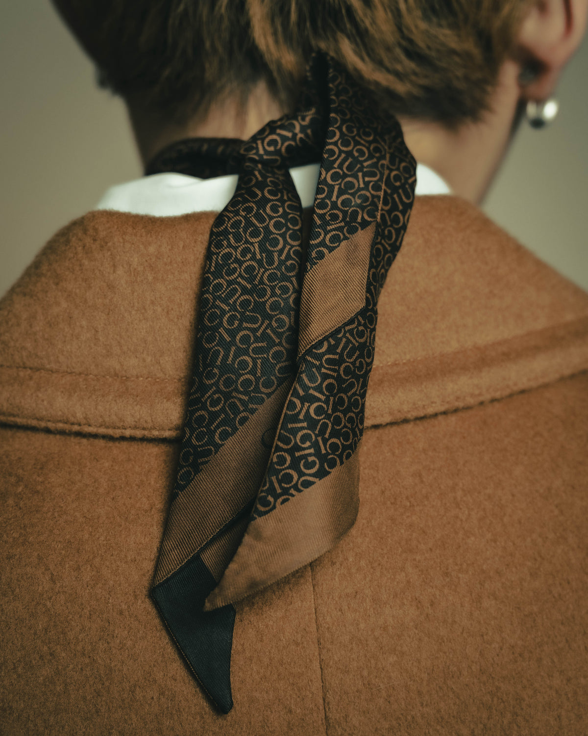 -SPECIAL- “GUCCI“ 80’s-90’s Interlocking G buckle silk neck scarf