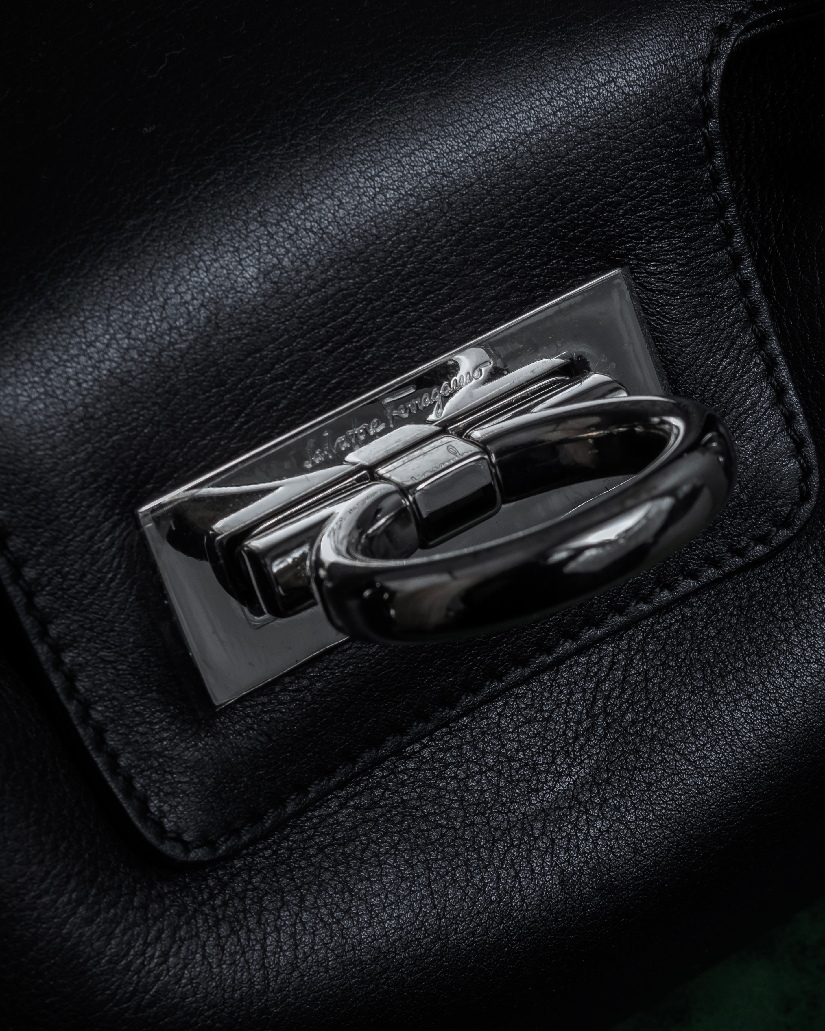 "Salvatore Ferragamo" Gancini motif design leather bowling bag