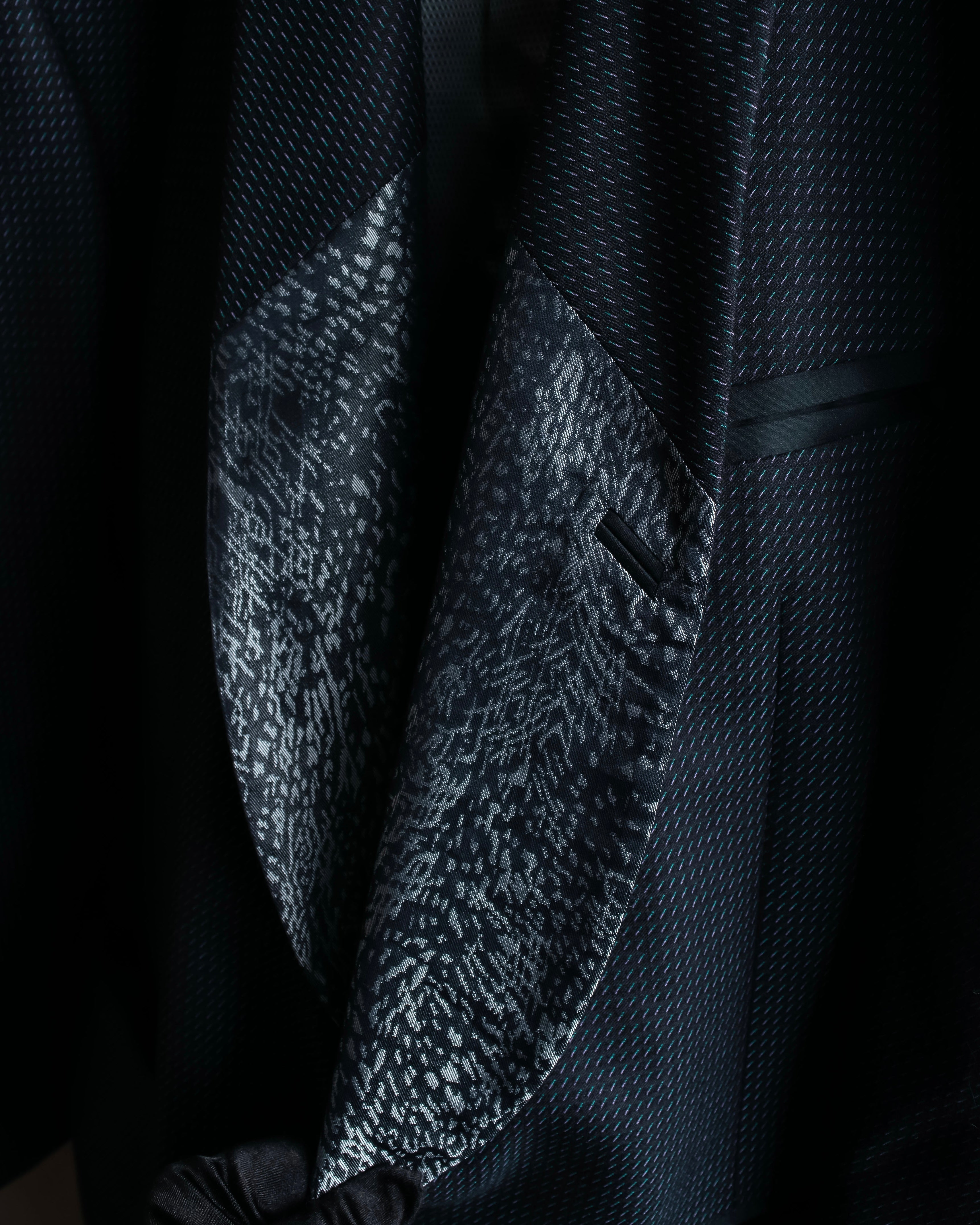 Vintage lapel design tailored jacket