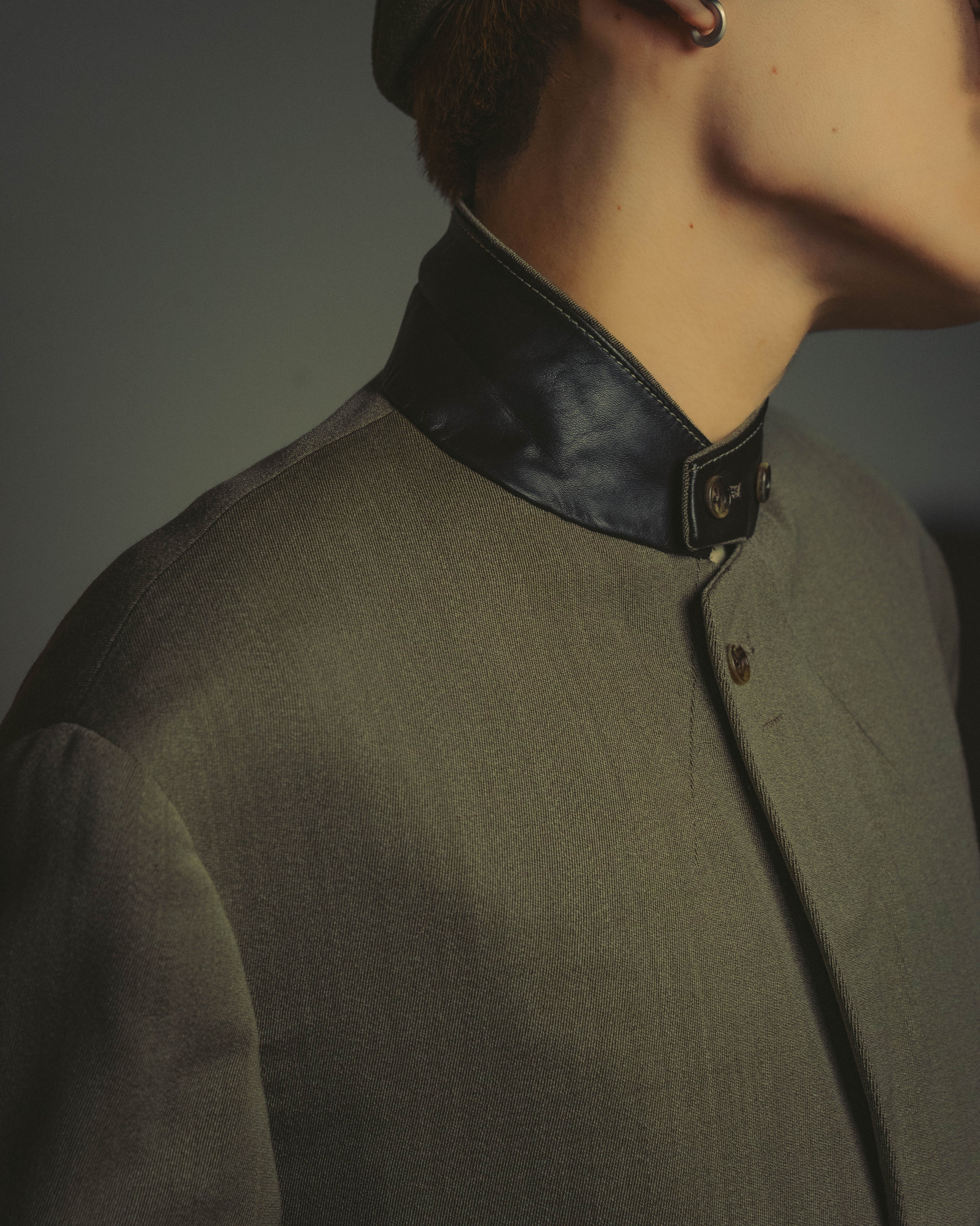 -SPECIAL- "Hermès" 80's-00's Leather collar tailored blazer