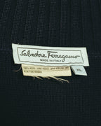 “Salvatore Ferragamo” 80’s-90’s Gancini buckle virgin wool knit jacket