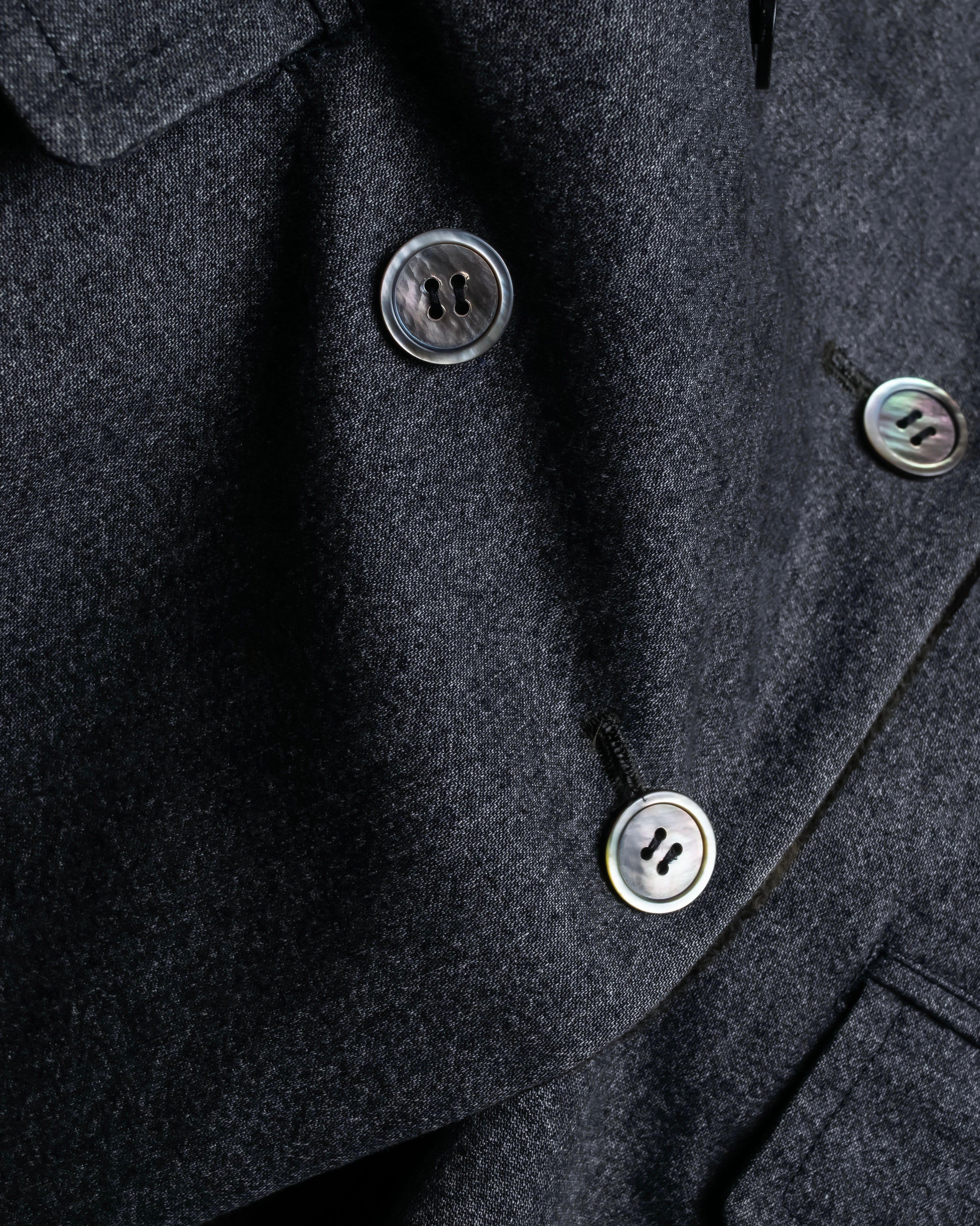 "tricot COMME des GARCONS" 
Double-breasted reversible fur tailored coat