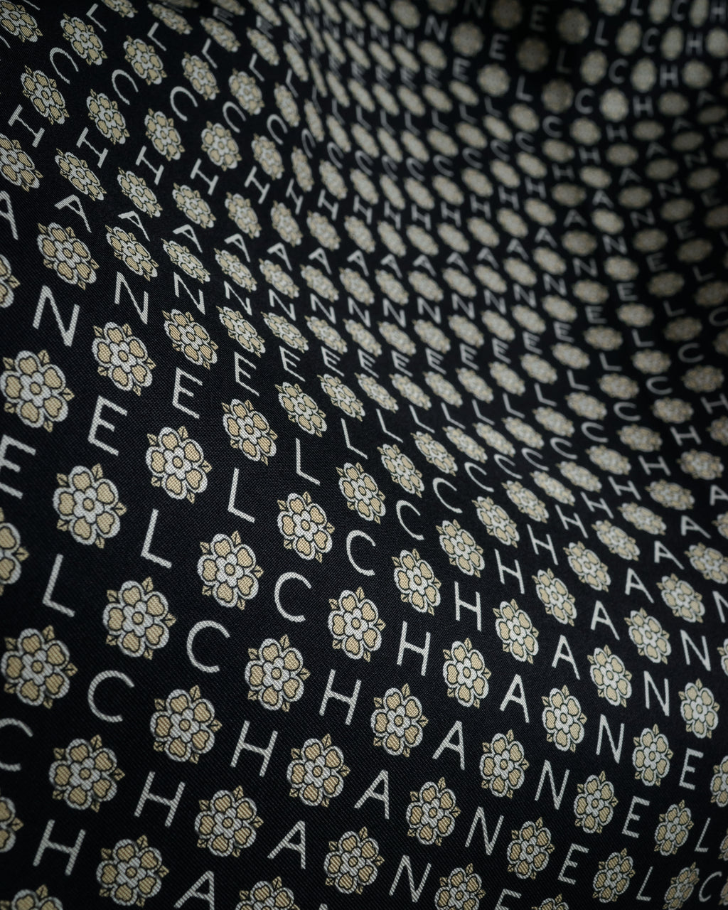 “CHANEL” 90’s-00’s Camellia logo silk scarf