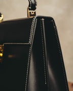 -SPECIAL- "Salvatore Ferragamo" 90's-00's Gancini contrast stitch leather handbag