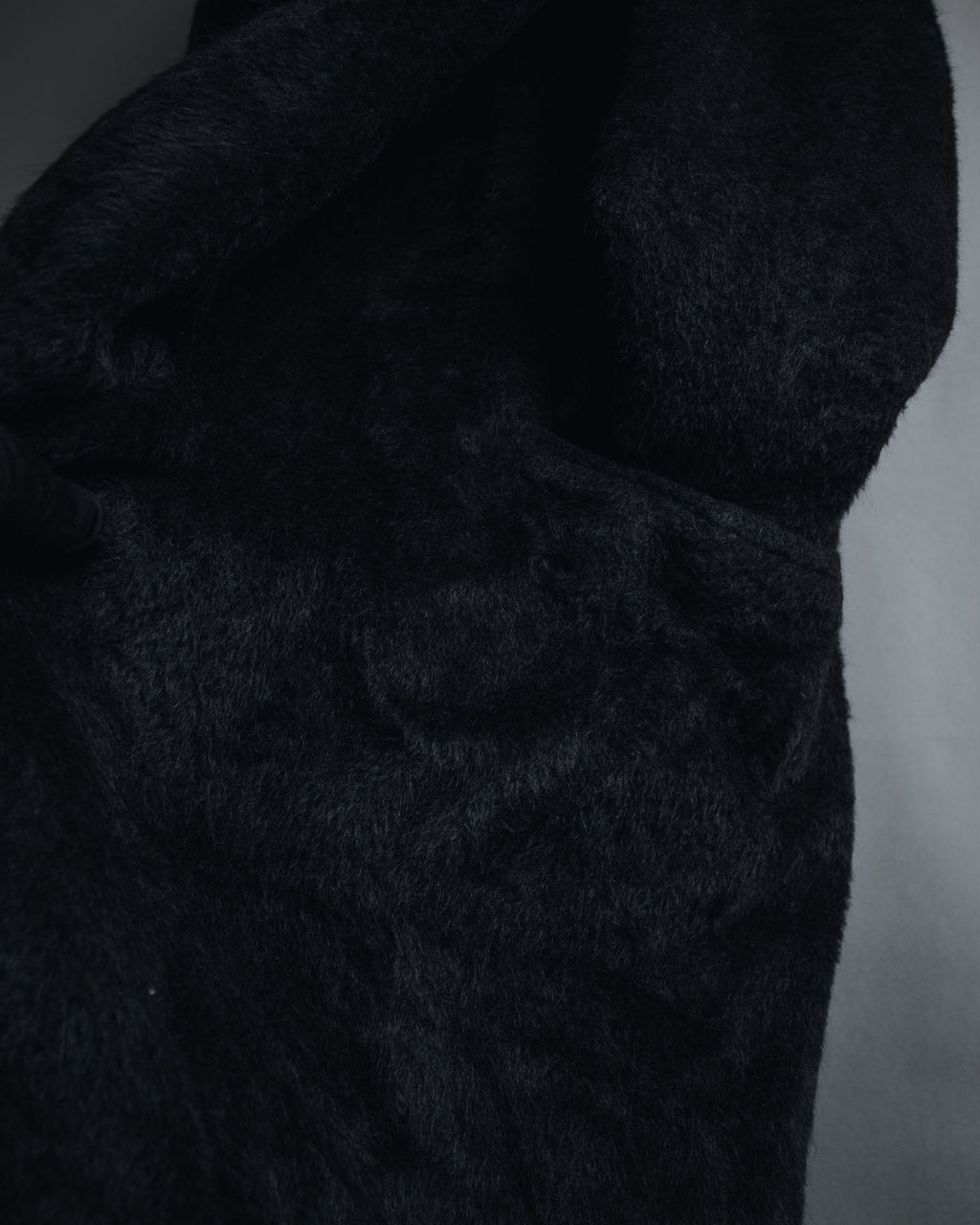 Max Mara 00年代-10年代系带羊驼毛绒毛连帽大衣