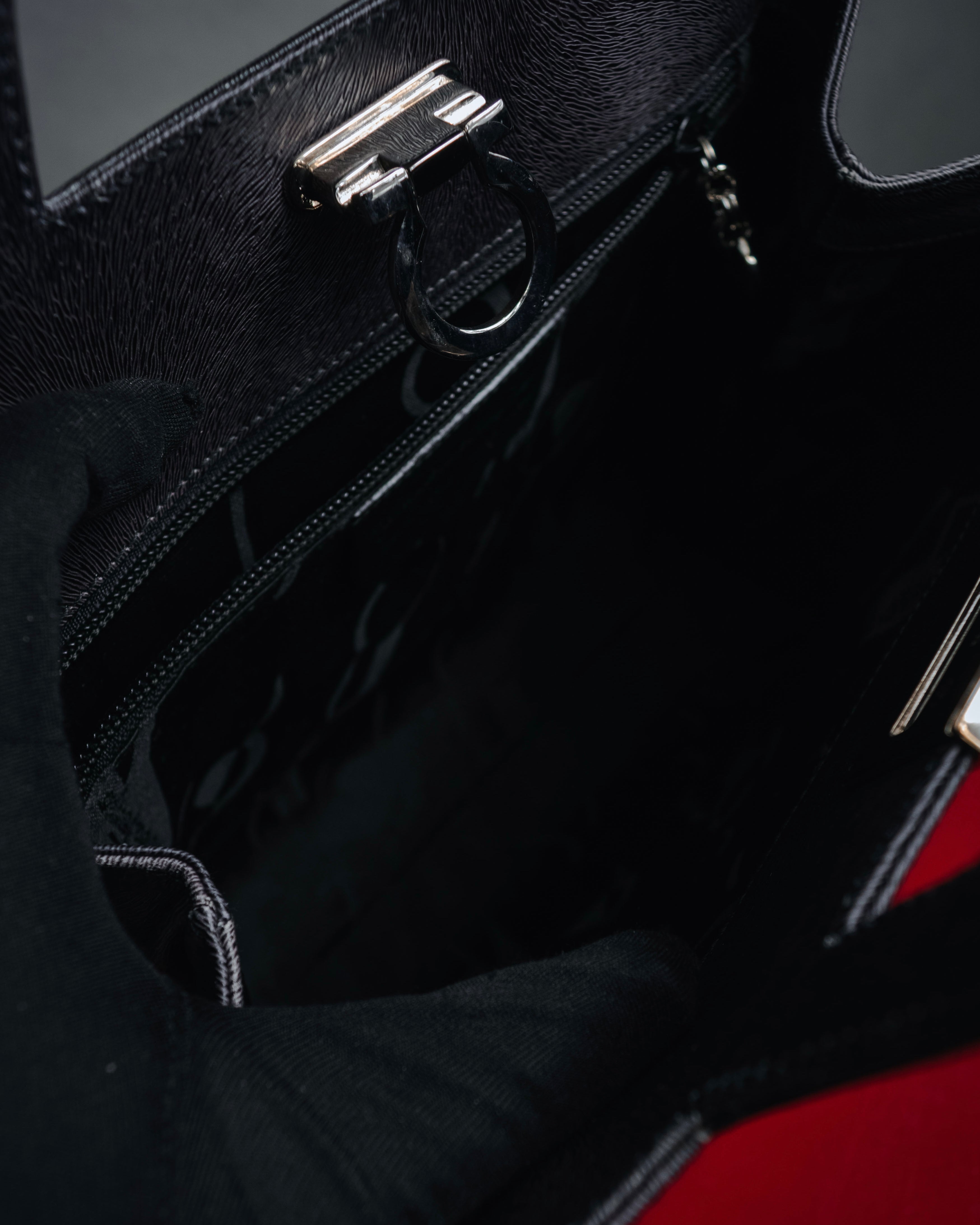 "Salvatore Ferragamo" 90’s structured gancini 2way top handle bag