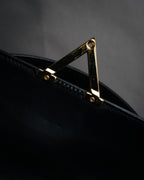 “VALENTINO GARAVANI” 80’s-90’s V clasp top handle bag