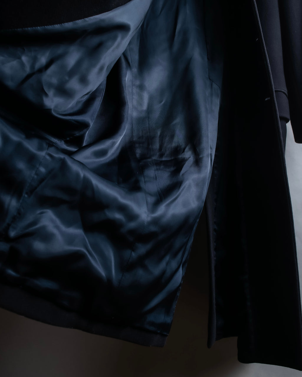 "EMPORIO ARMANI" Single-breasted oversized chester coat