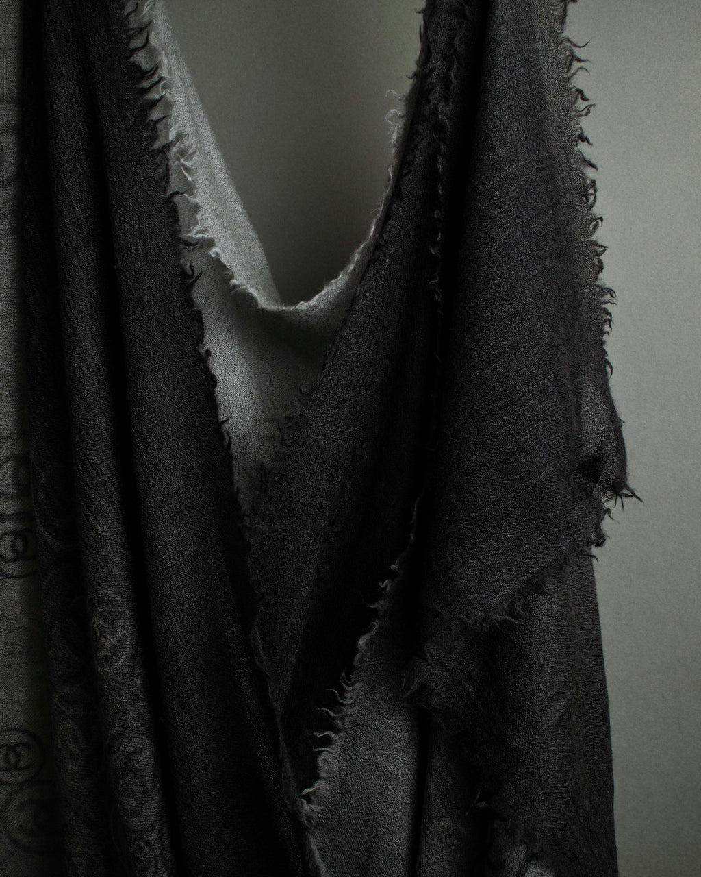 "CHANEL" Logo engraved design cashmere super large stole