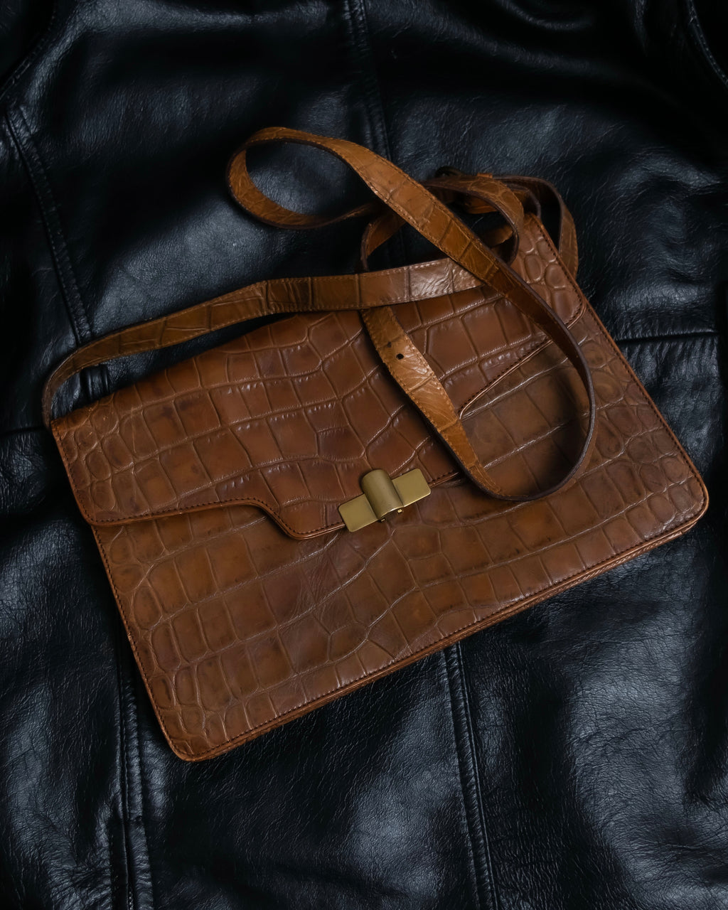 "GIORGIO ARMANI" crocodile leather box shoulder bag