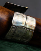 "END CUSTOM JEWELLERS" Square pattern wavy silver bangle