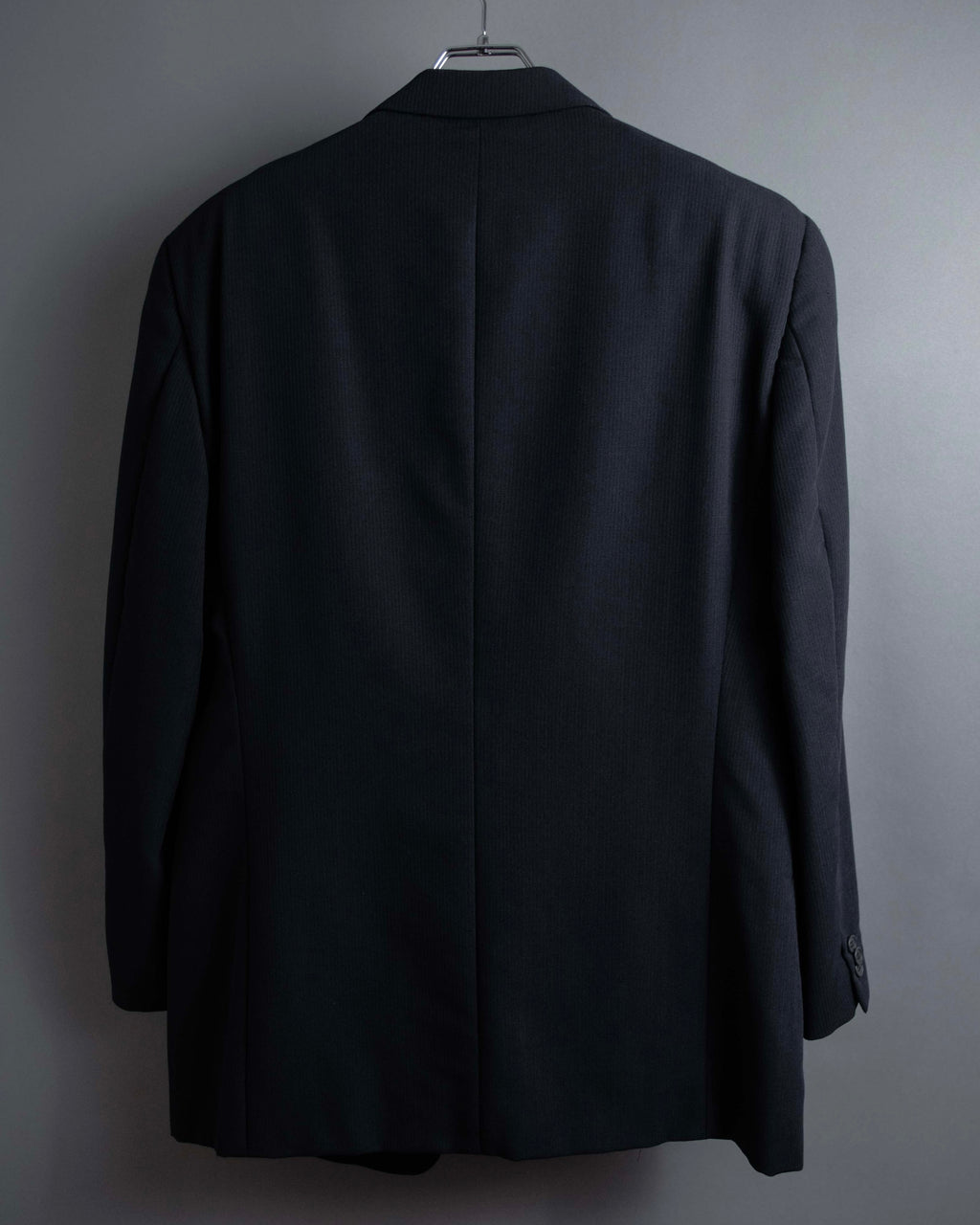 "GIORGIO ARMANI" LE COLLEZIONI line shadow stripe pattern set up