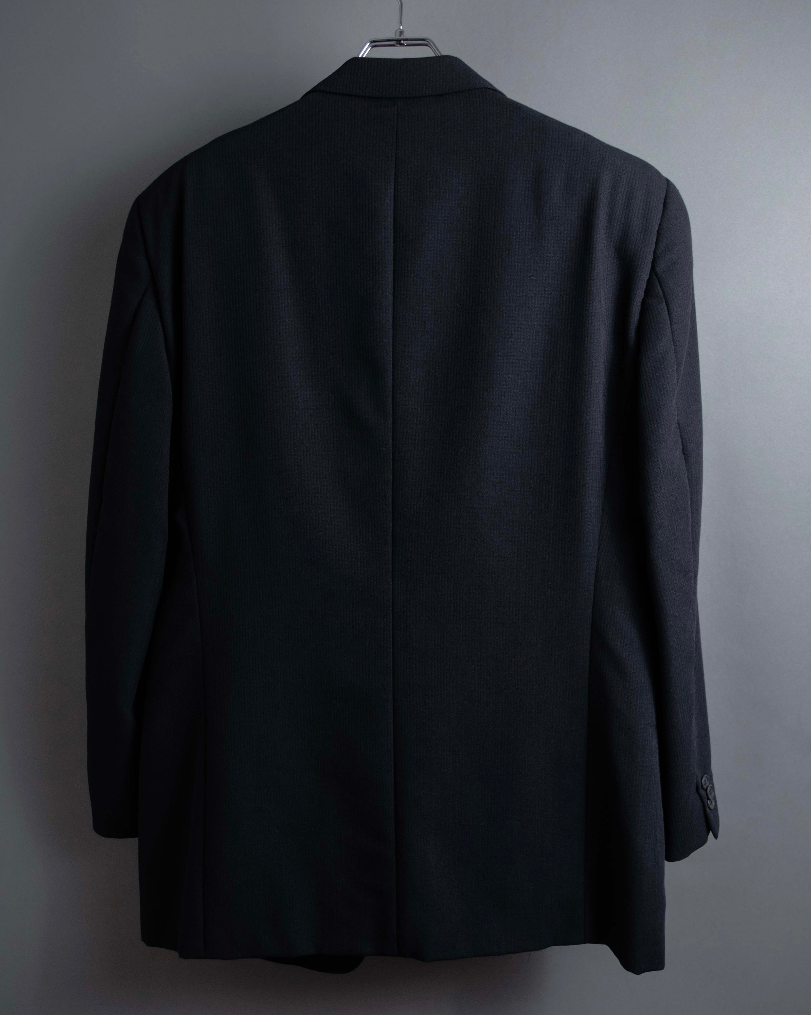 "GIORGIO ARMANI" LE COLLEZIONI line shadow stripe pattern set up