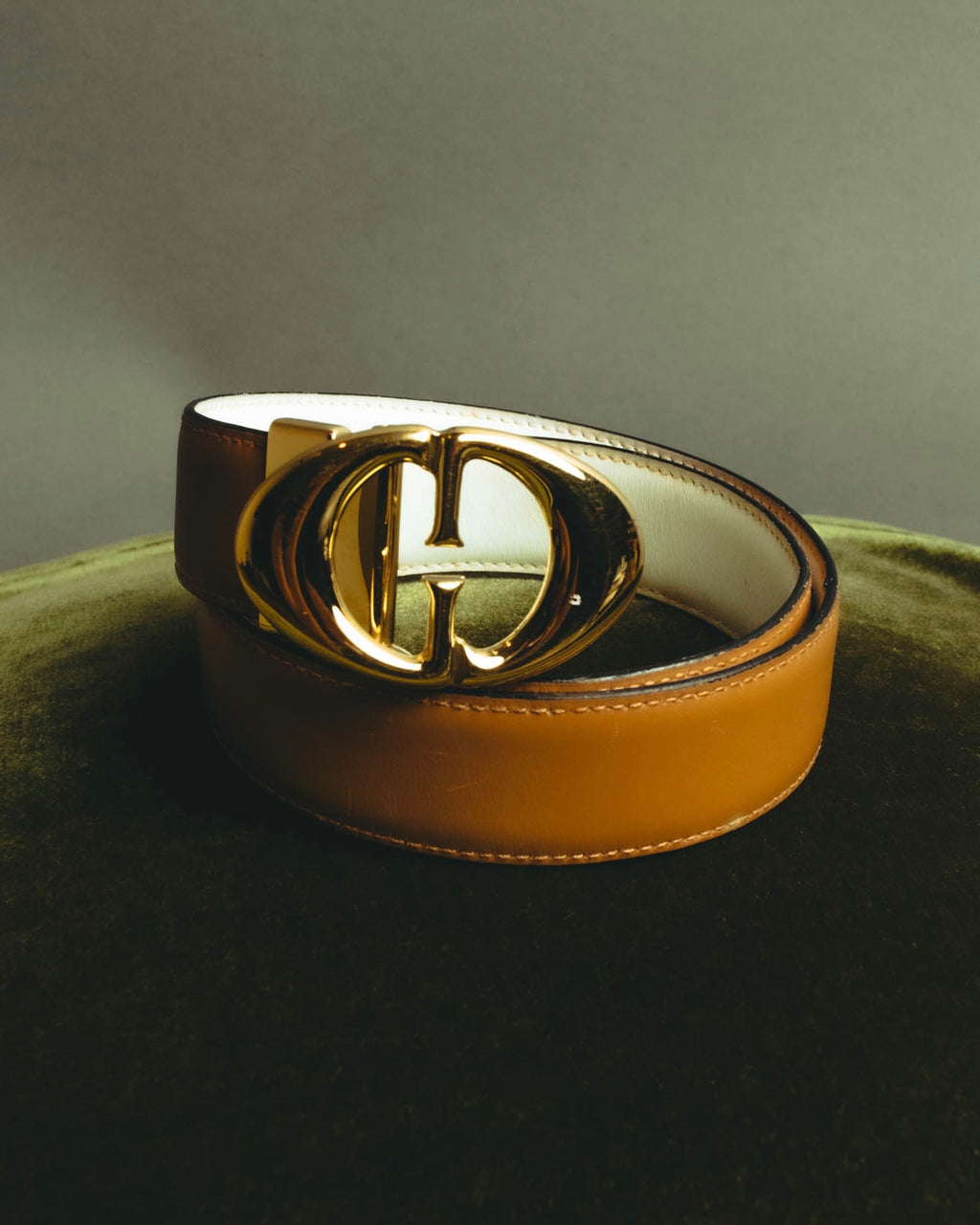 “Gucci” Leather reversible Double G belt
