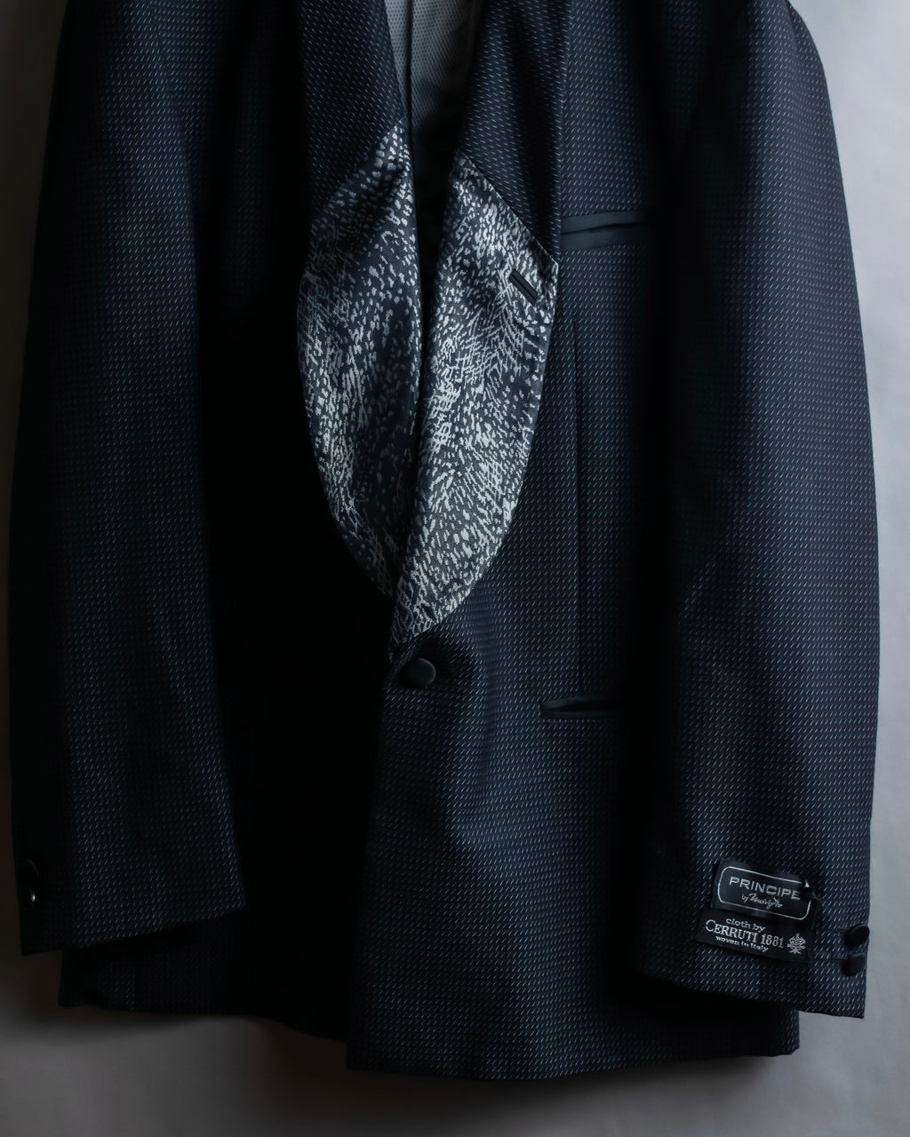 Vintage lapel design tailored jacket
