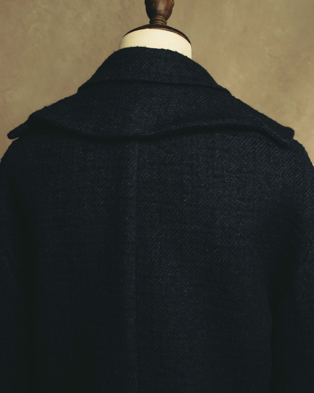 "BOTTEGA VENETA"  Late 90's-early 00's textured tailored short coat