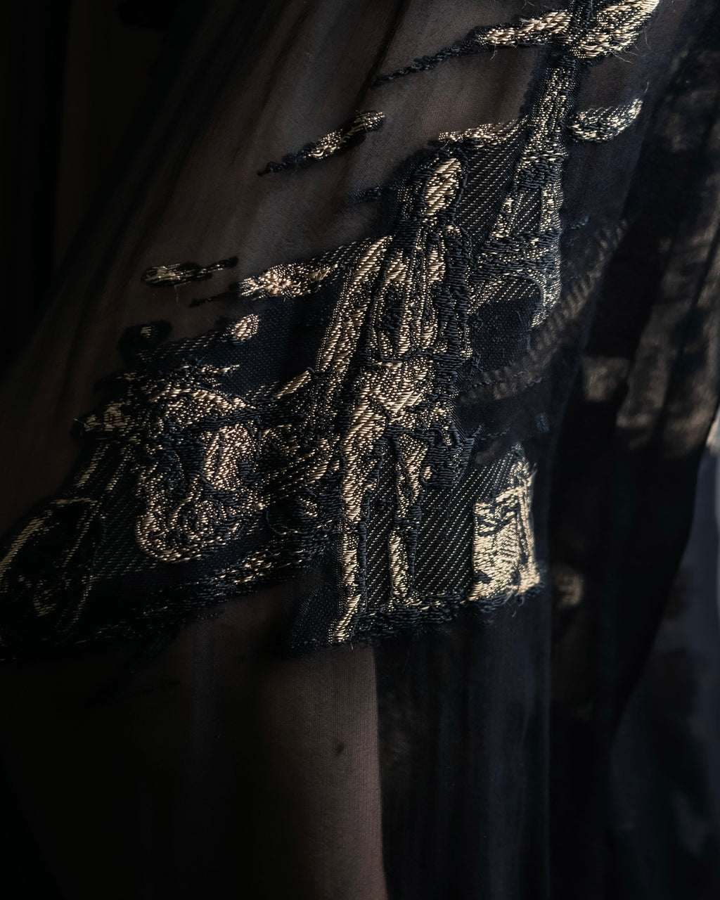 "HERMES" Embroidered design see through cardigan