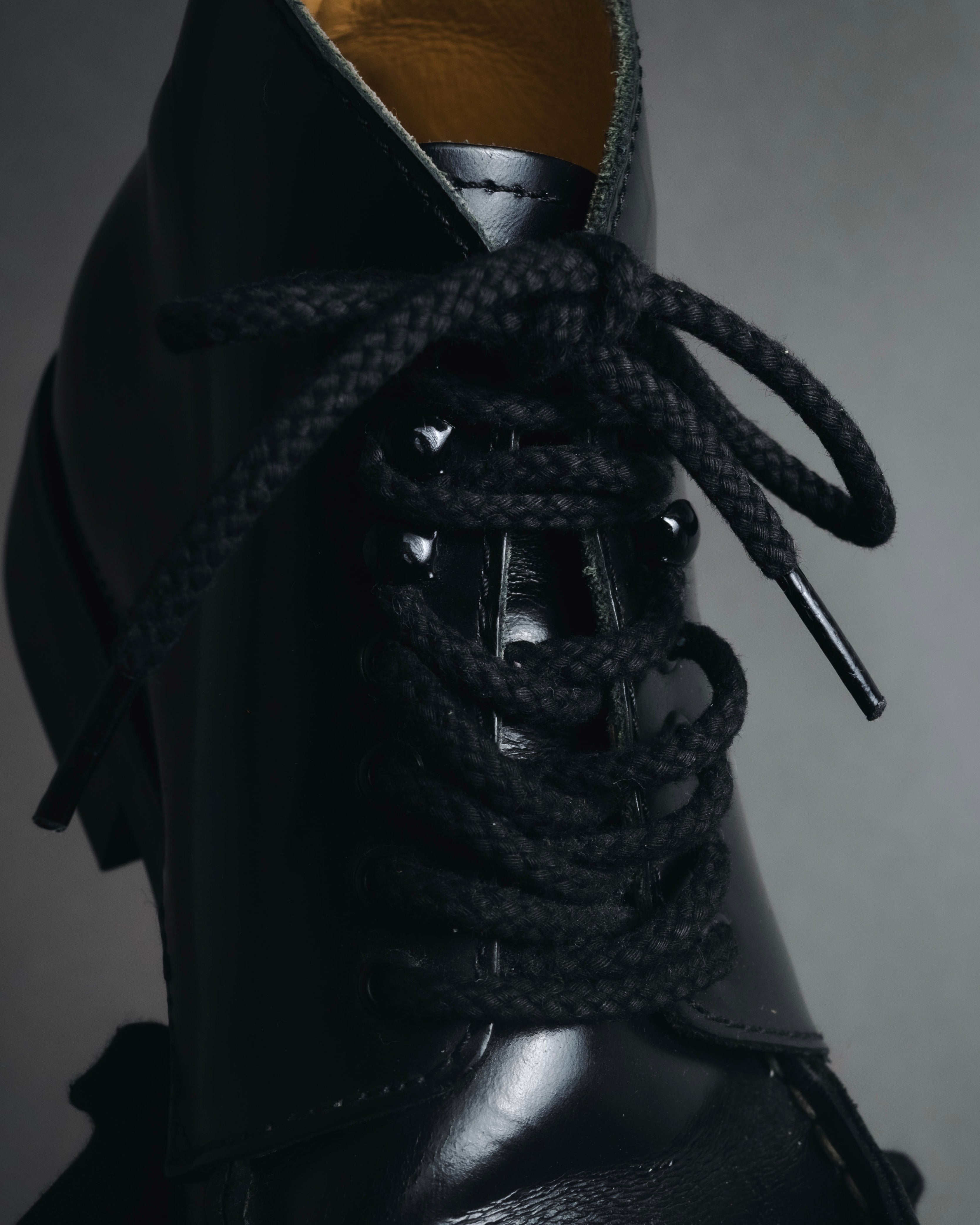 "Yohji Yamamoto FEMME" Lace-up leather ankle boots