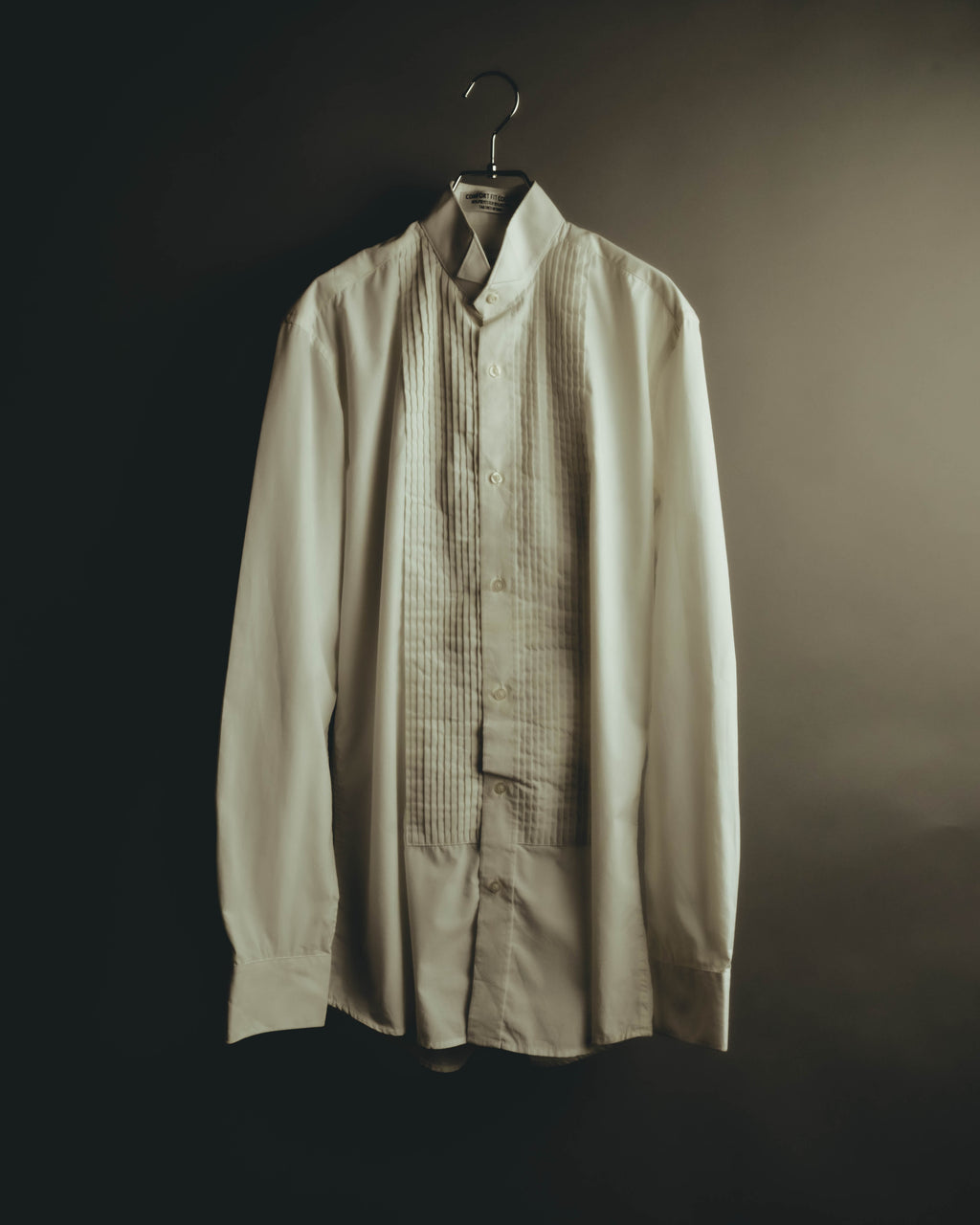 "Vintage" 90's-00's Pleated front tuxedo shirt