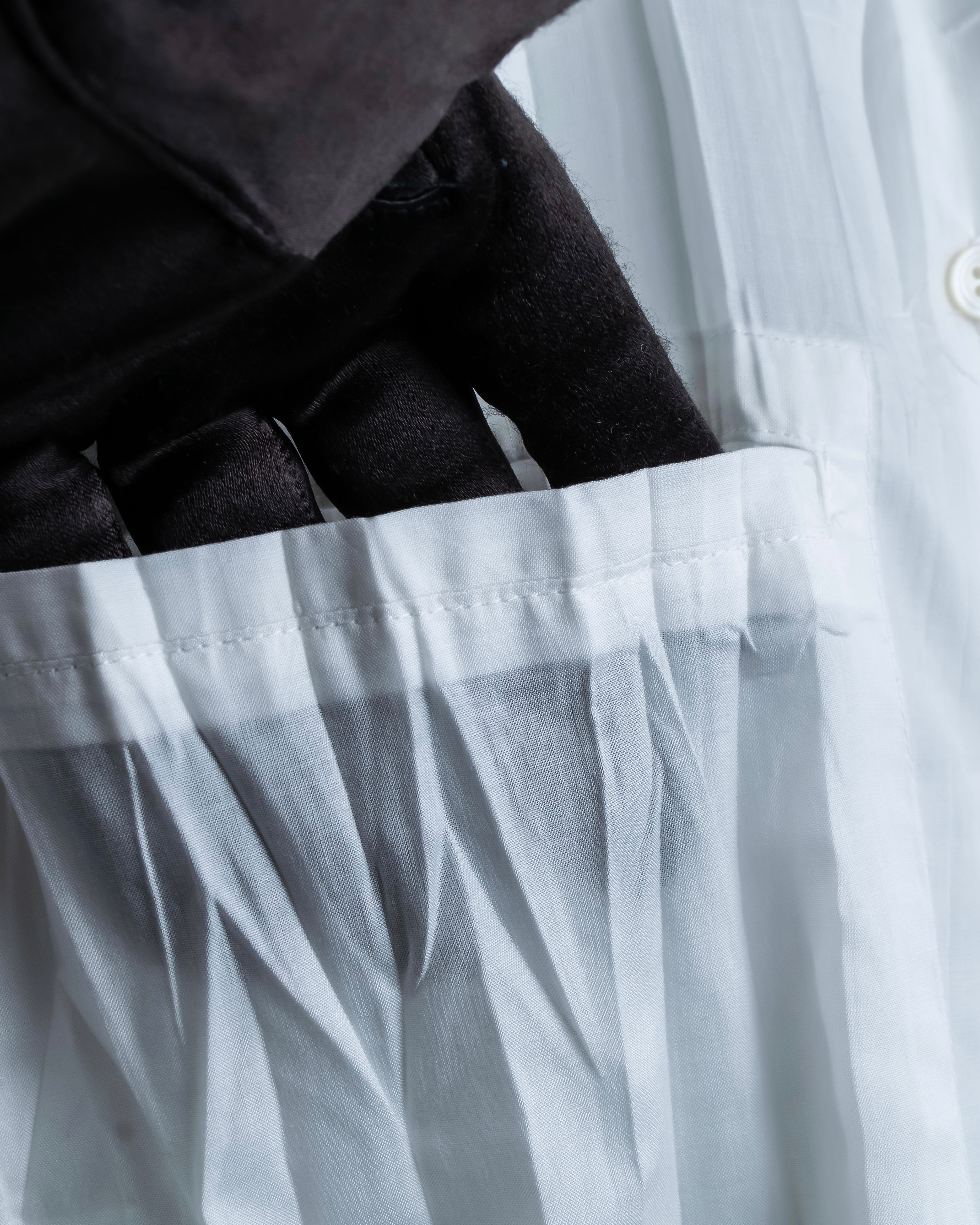 "ISSEY MIYAKE" Pleated short sleeve shirt