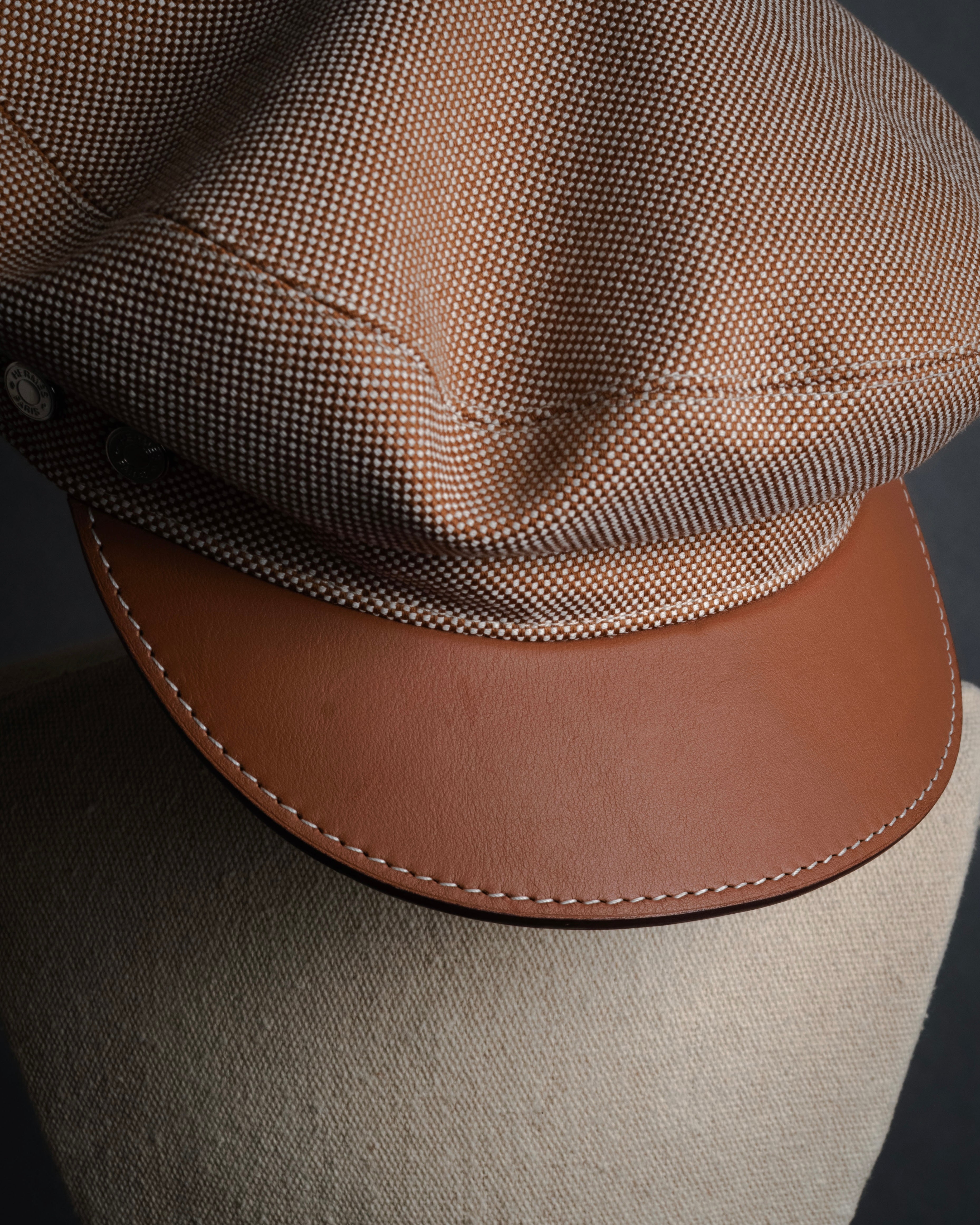 HERMÈS (Hermès) - Casquette - Beige - Leather Visor Canvas Hat – MOOD