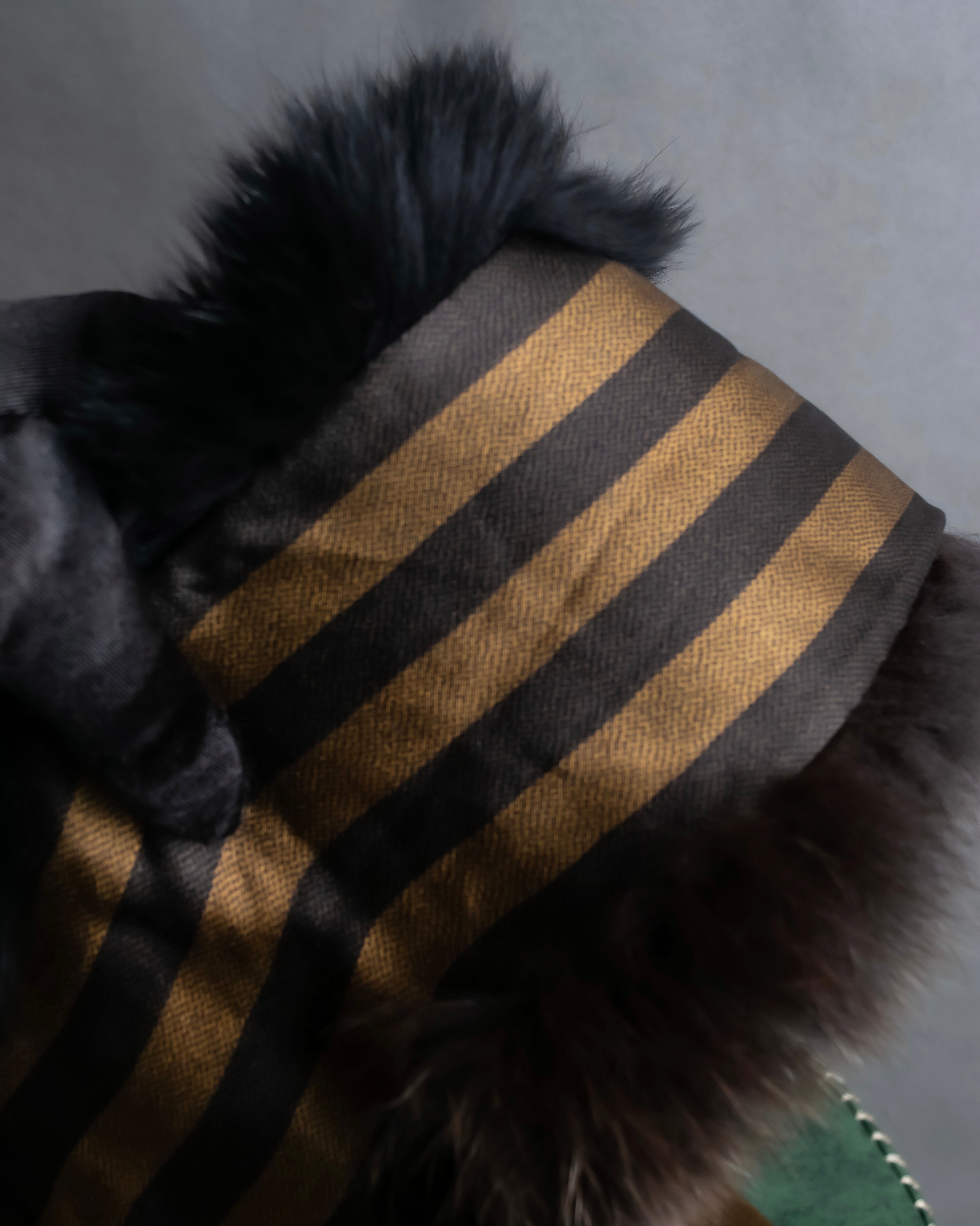 "FENDI" Two-tone striped fur docking stole