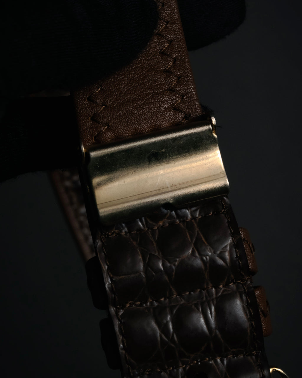 “BALENCIAGA” 2018’s- Archive-inspired spiral buckle belt