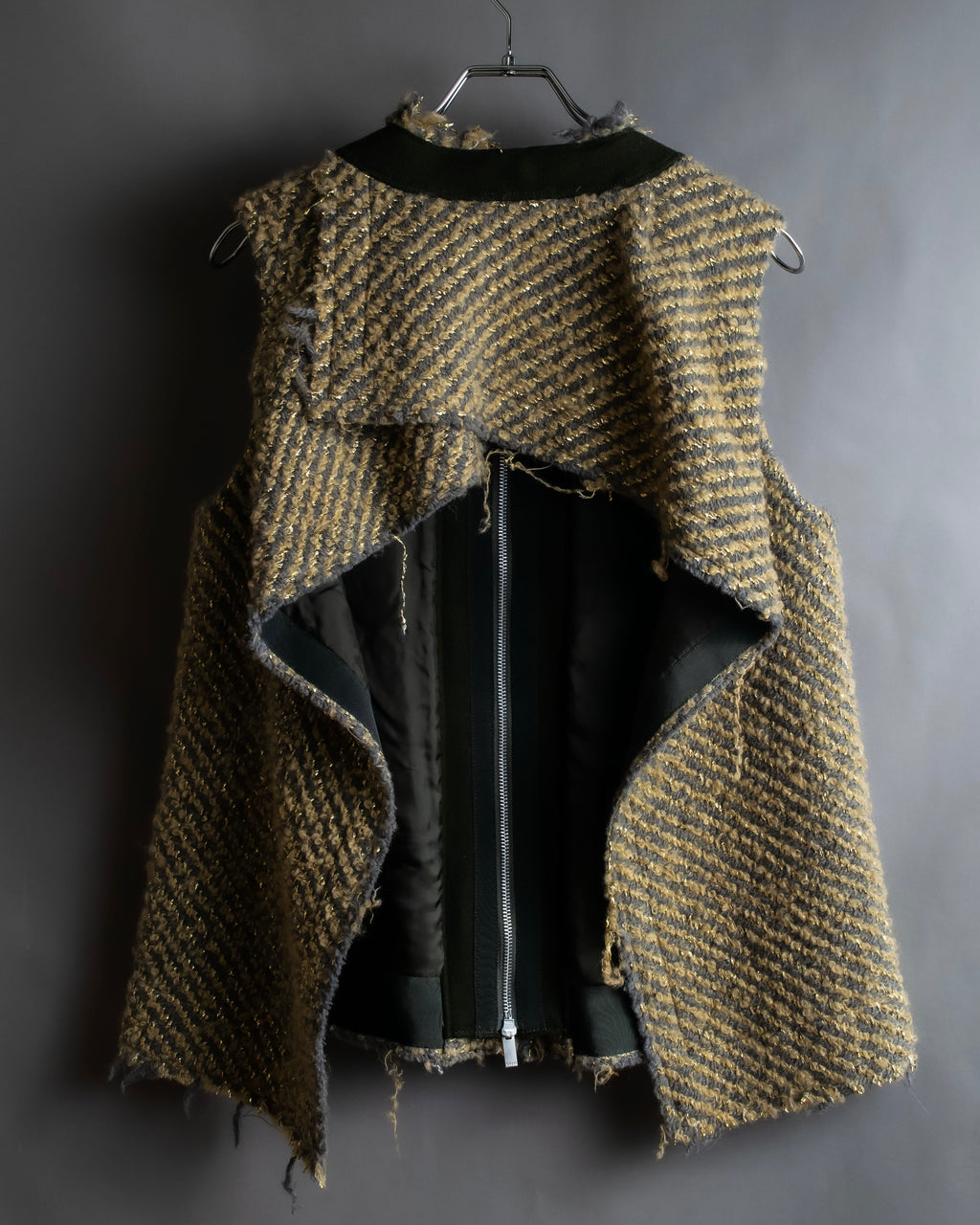 "sacai" Asymmetrical design double zipper tweed vest