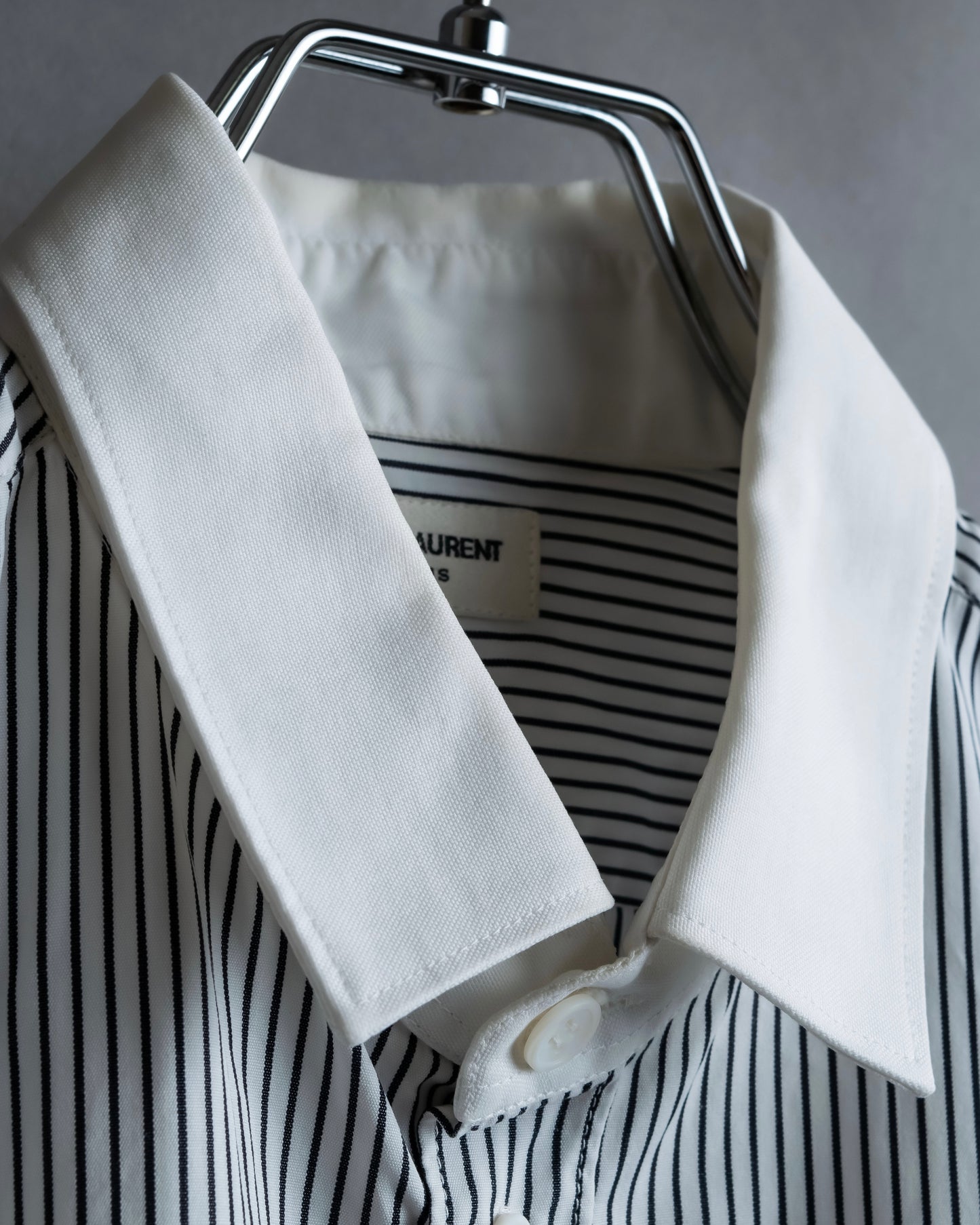 "YVES SAINT LAURENT" Fine pitch stripe pattern clerical design shirt