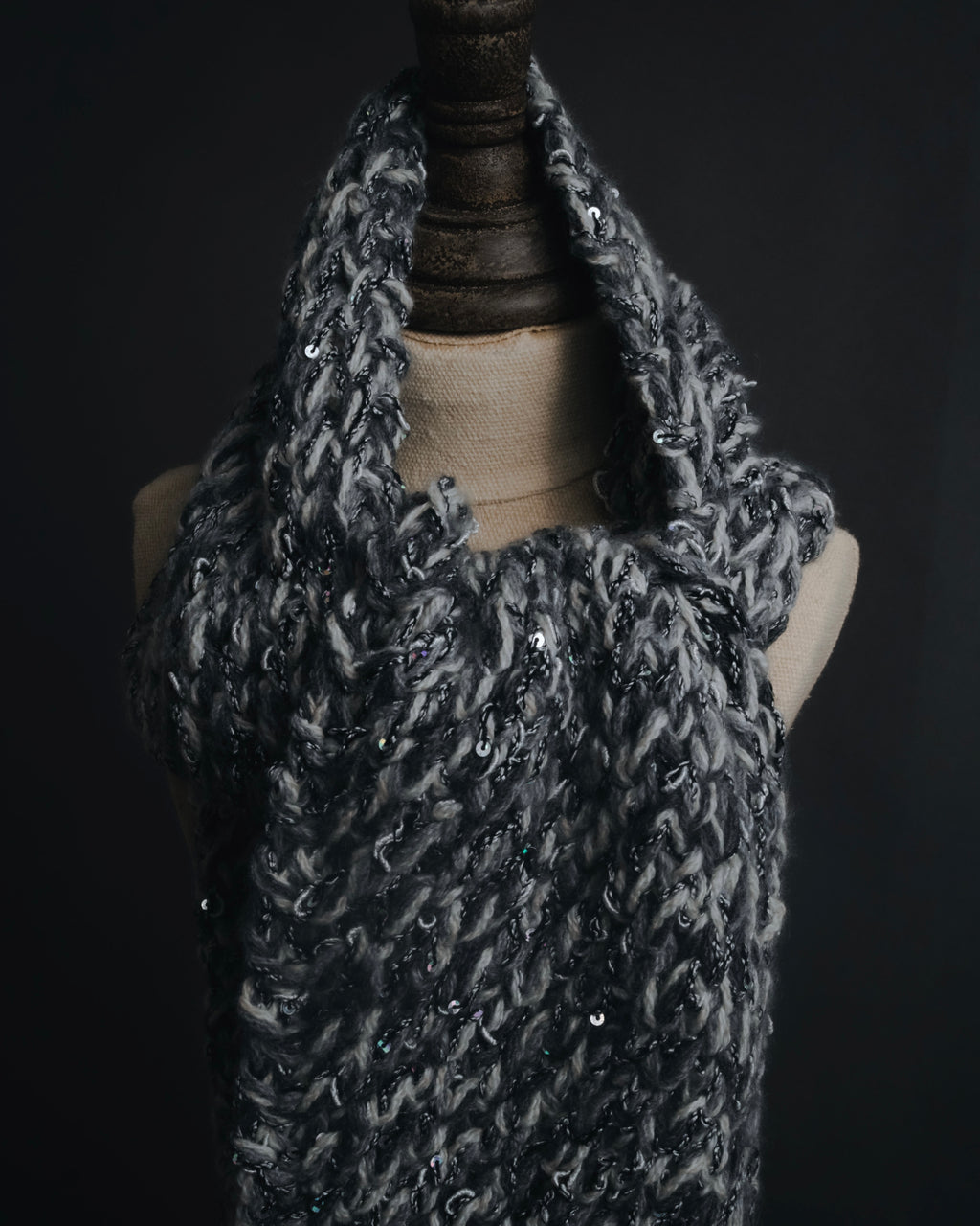 "CHANEL" 2005AW fantasy yarn embellished fringe scarf