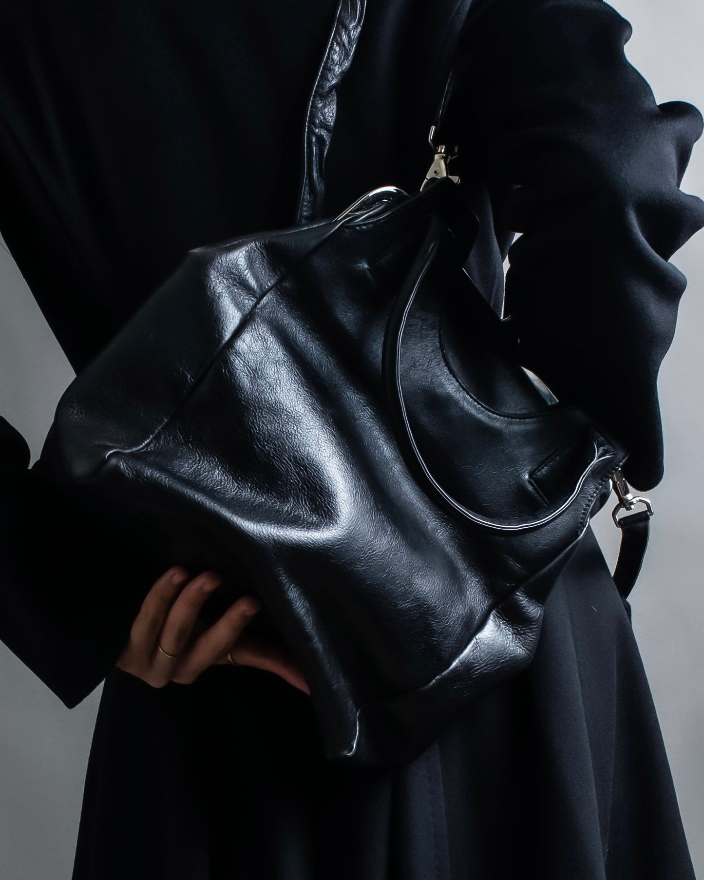 "YOHJI YAMAMOTO +NOIR"" 19AW clasp design 2way leather bag