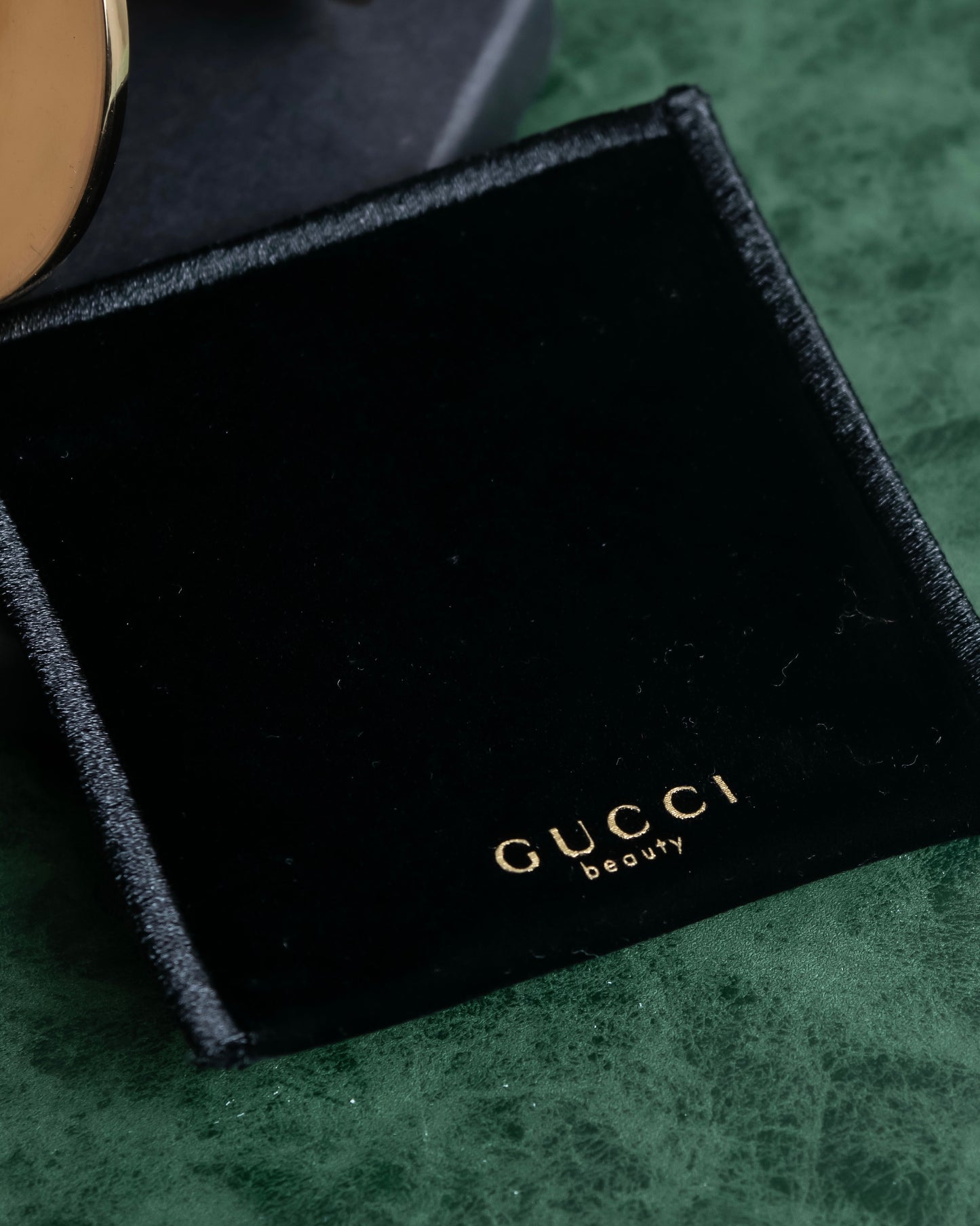 "GUCCI" Gold metal design logo engraved hand mirror