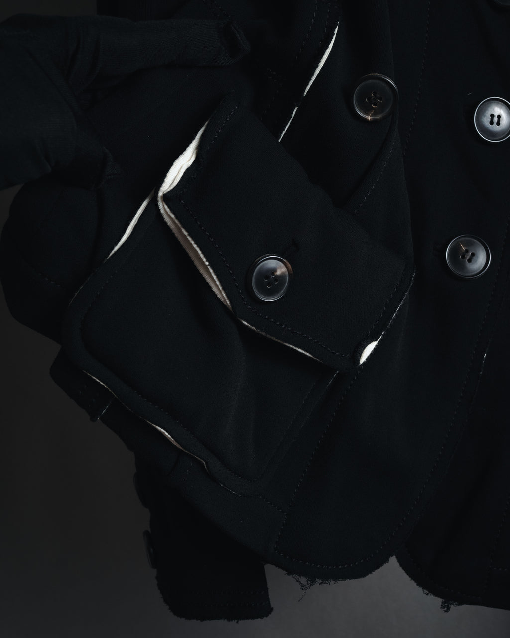 "Donna Karan" Contrast piped tailored jacket