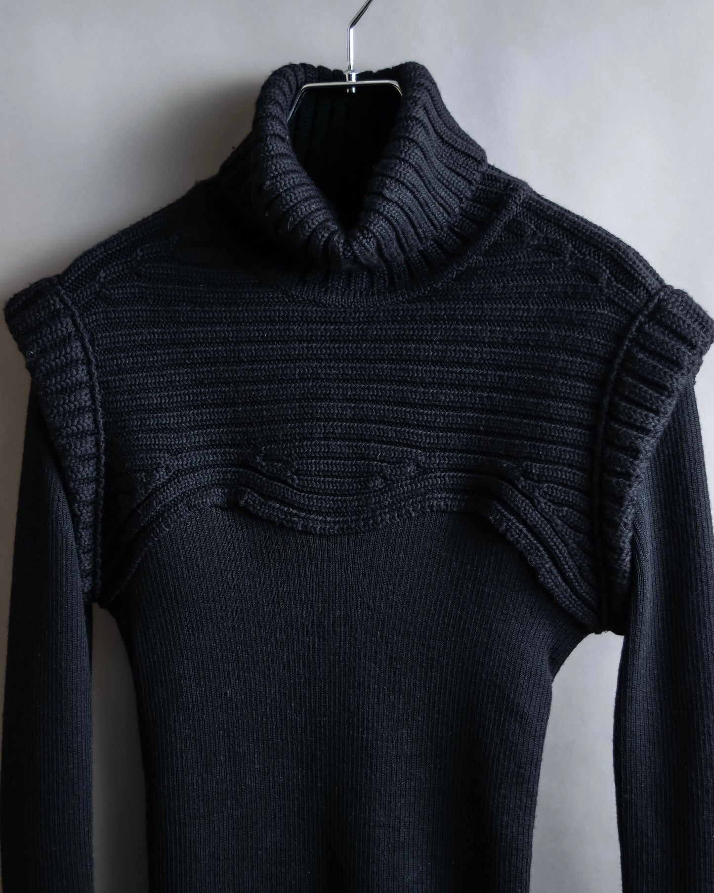 "FENDI" Bustier docking shape ribbed turtleneck knit