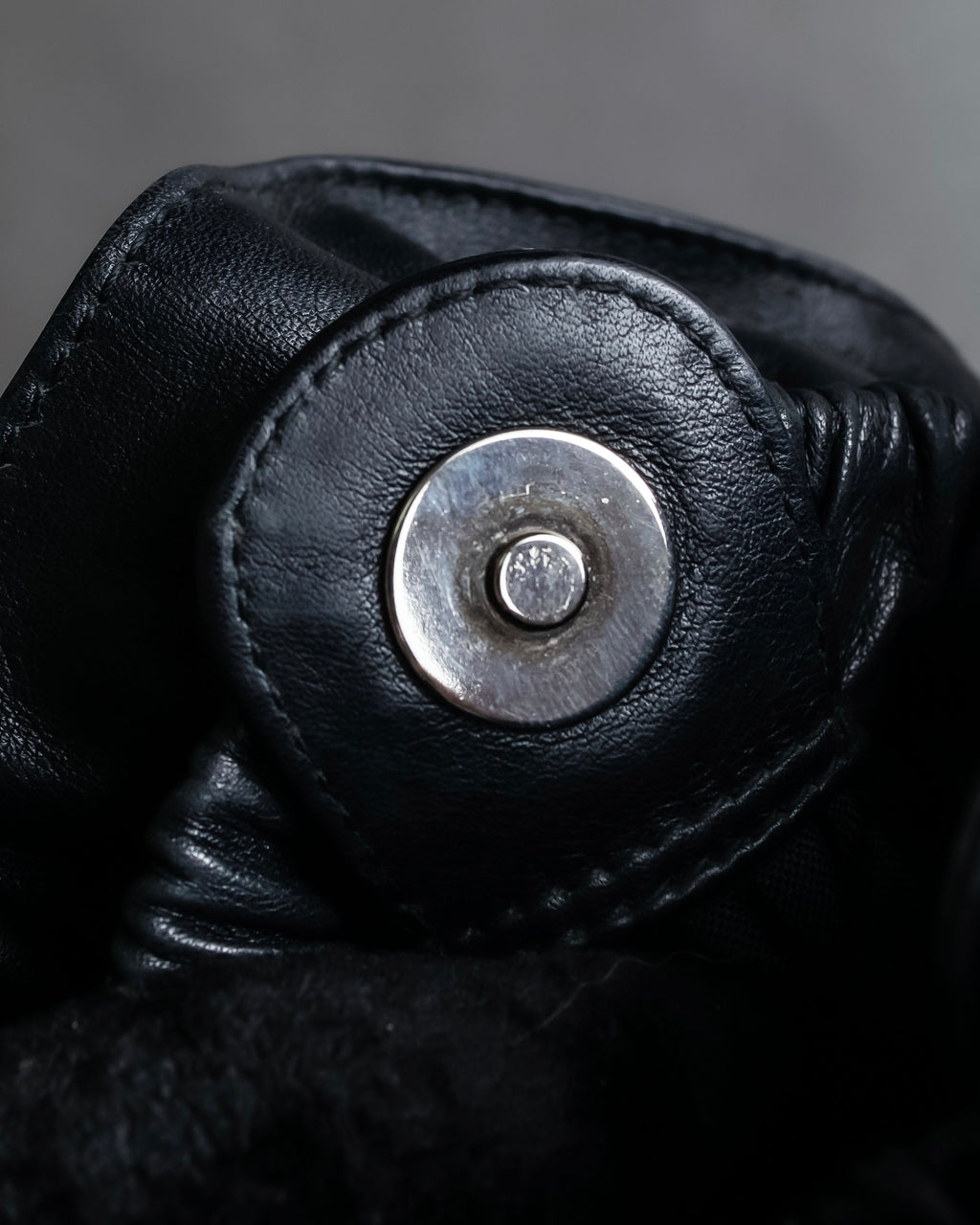 "Christian Dior" Maris Pearl series gathered design leather bag